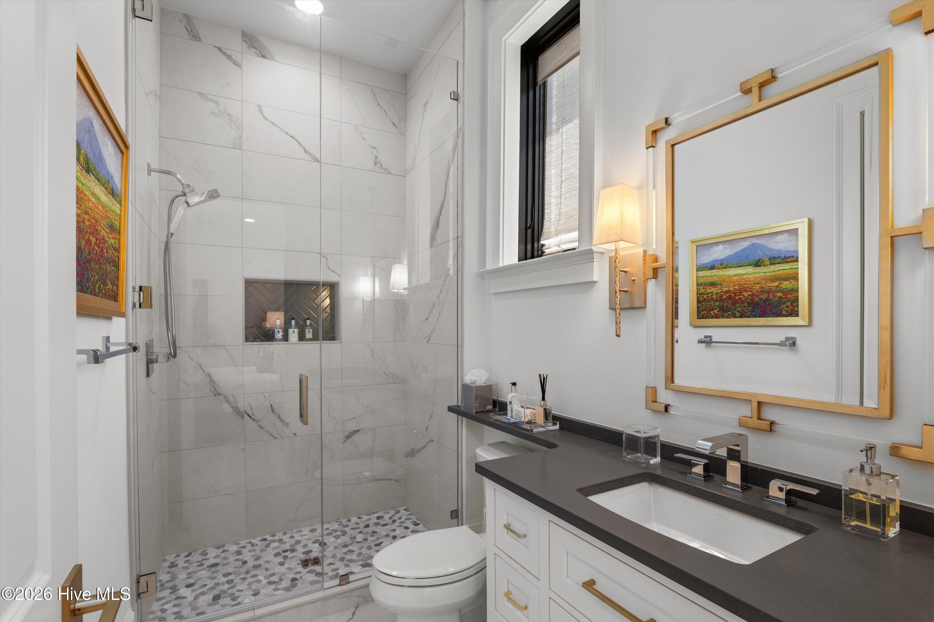 2025 Grace Avenue Property Photo 90