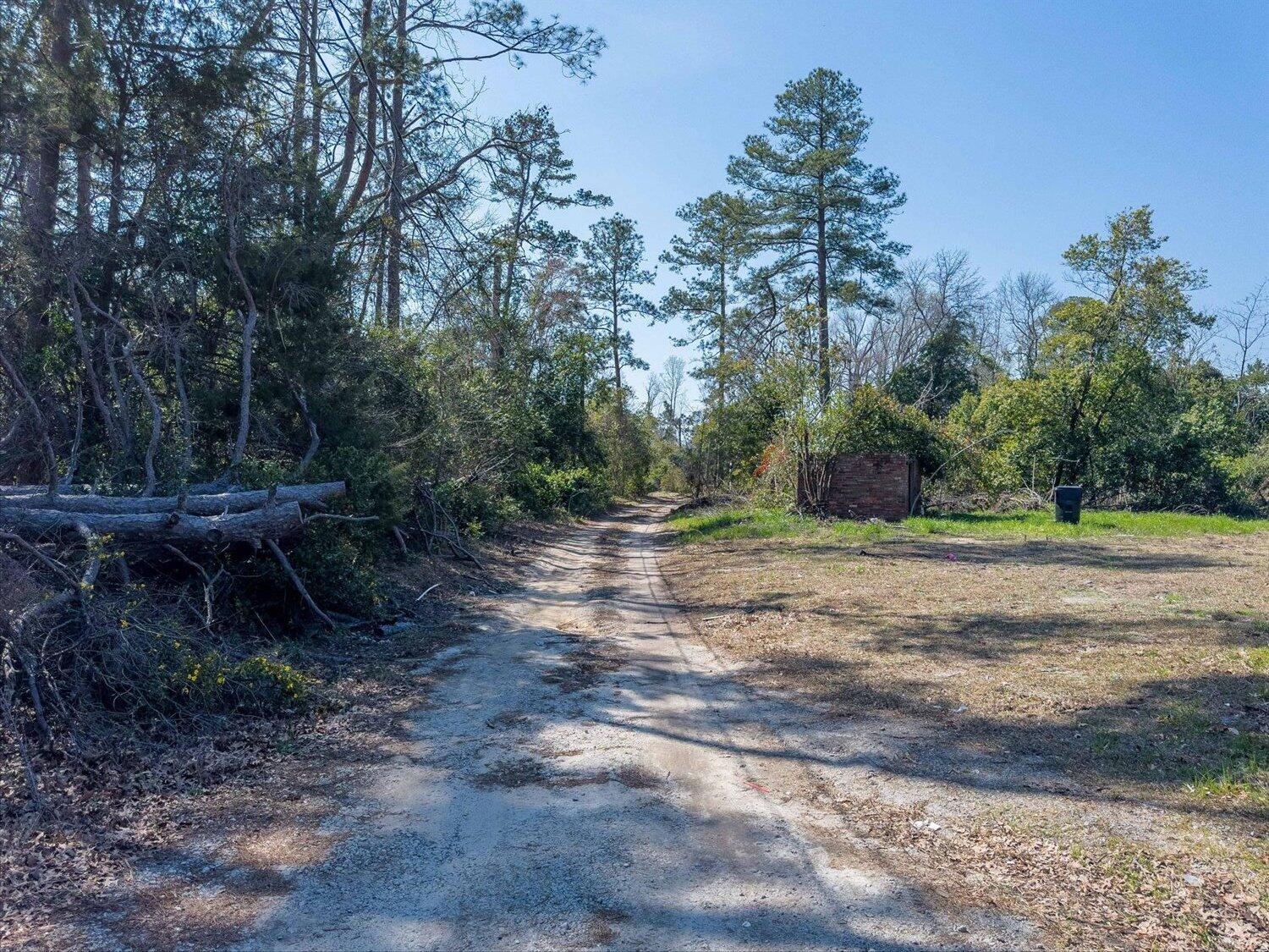 251 Settlement Road Property Photo 5