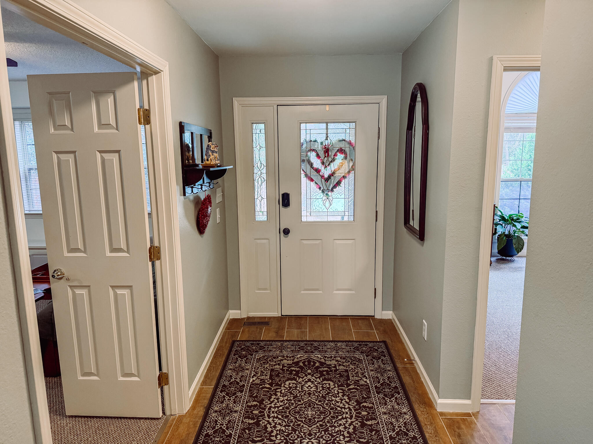 307 Superior Cove Property Photo 6