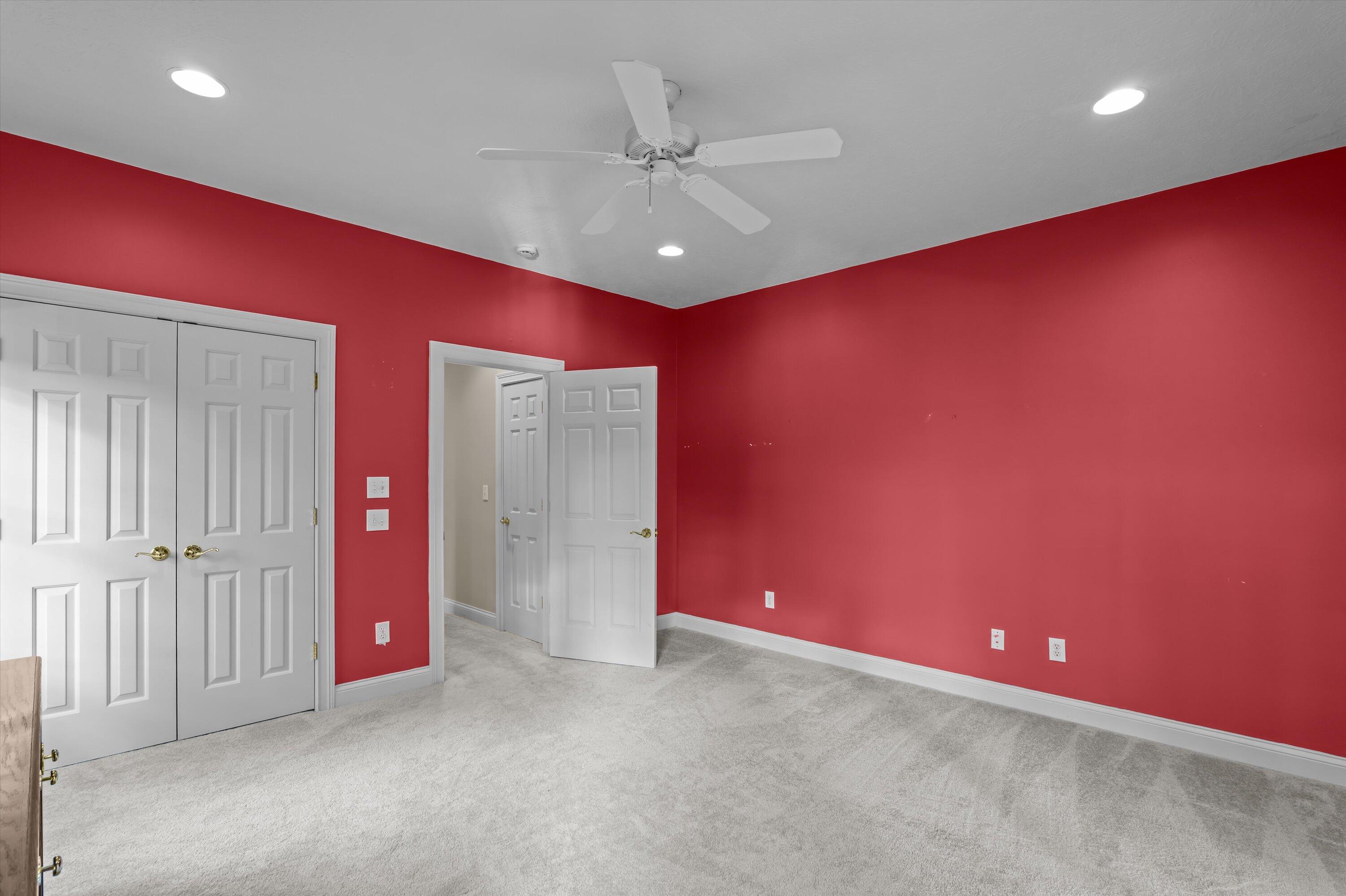 210 Daly Place Property Photo 29