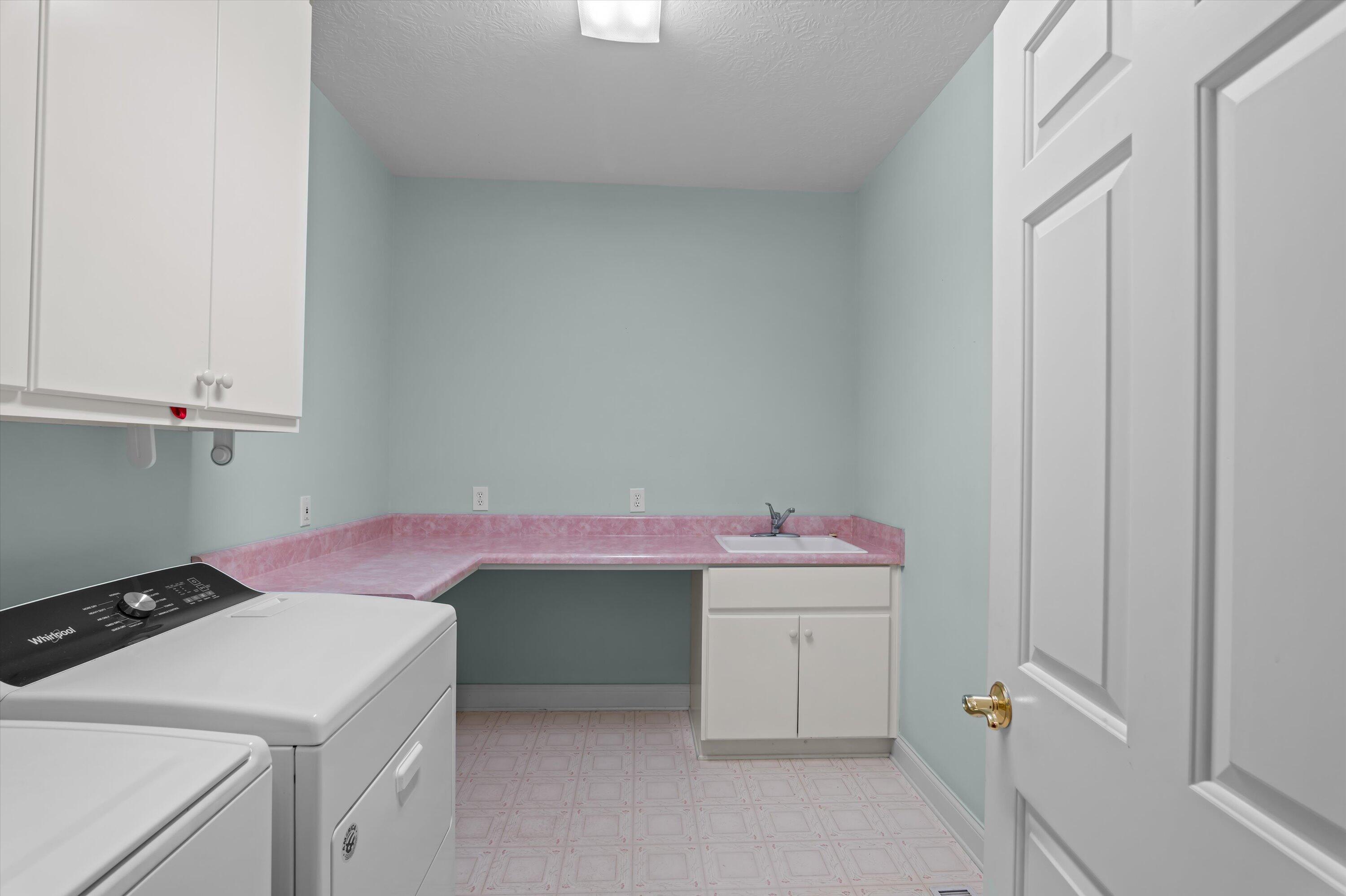 210 Daly Place Property Photo 47