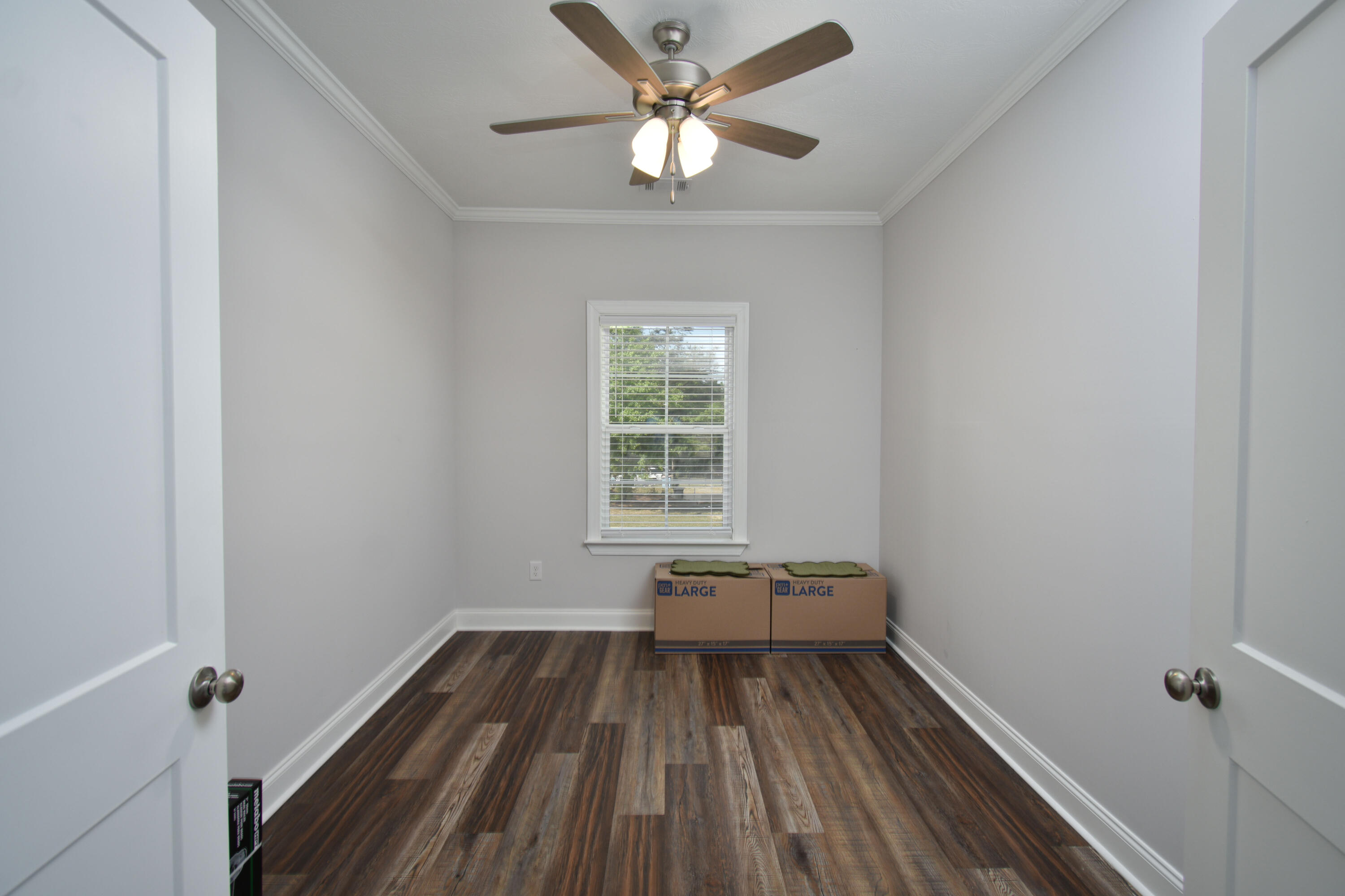 4370 Forest Road Property Photo 7