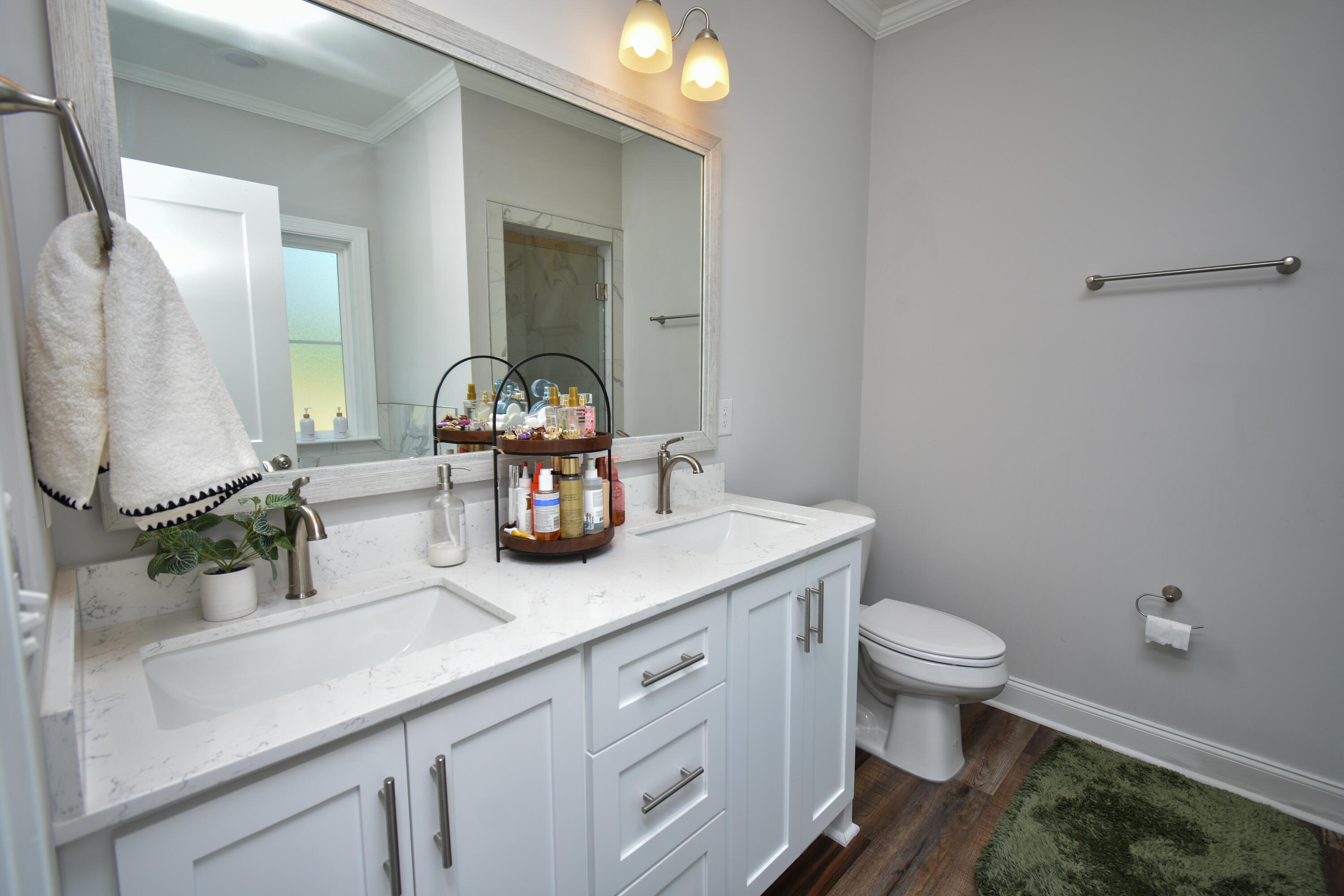 4370 Forest Road Property Photo 24