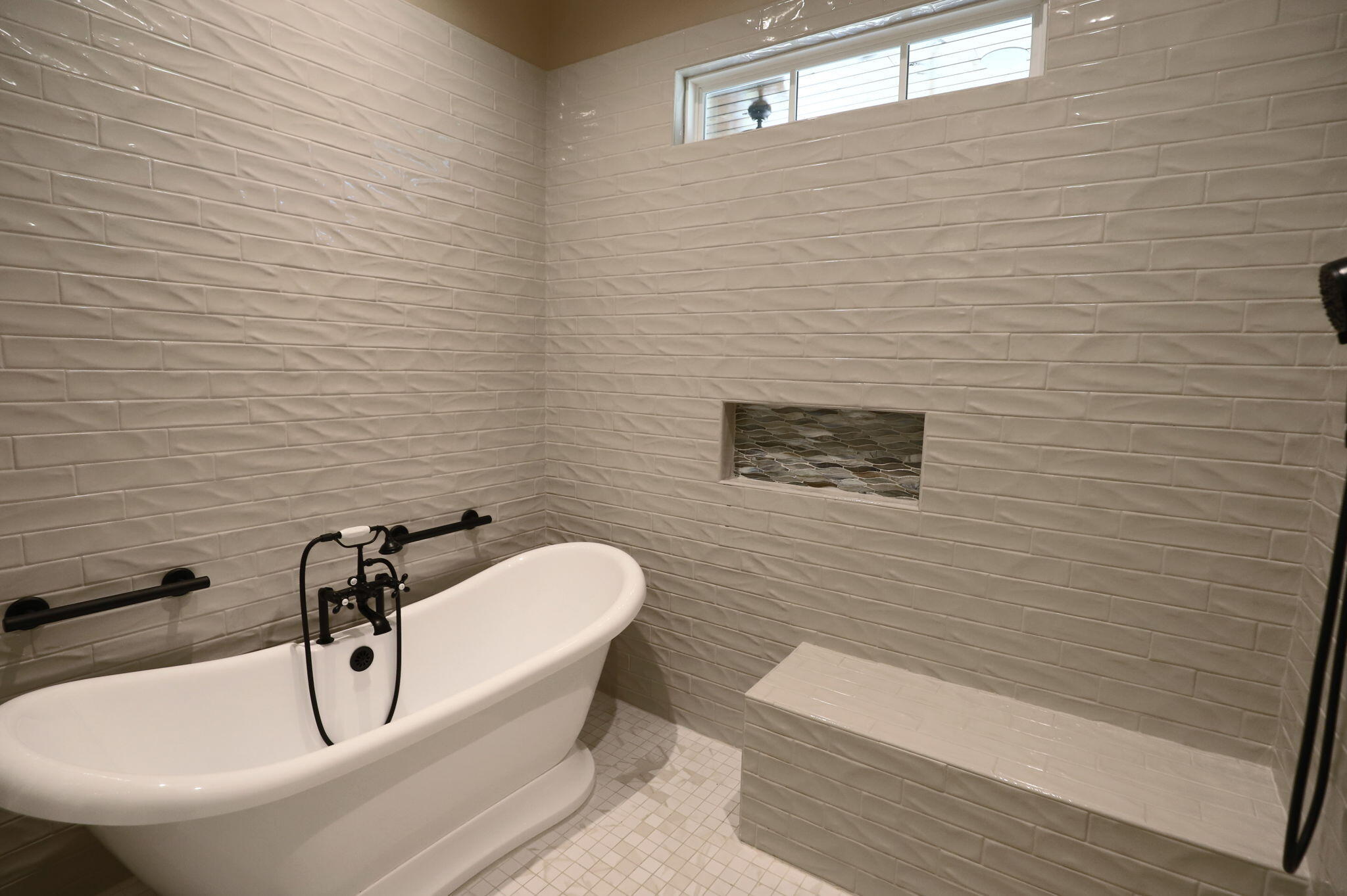 121 Olypmian Heights Property Photo 32