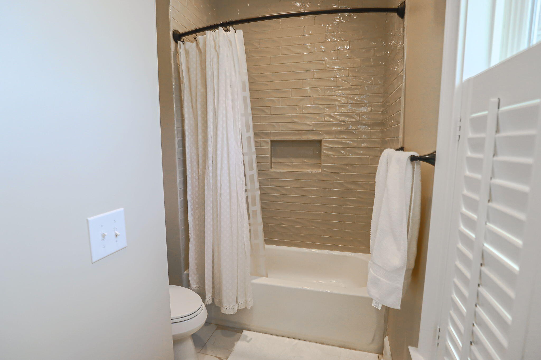 121 Olypmian Heights Property Photo 37