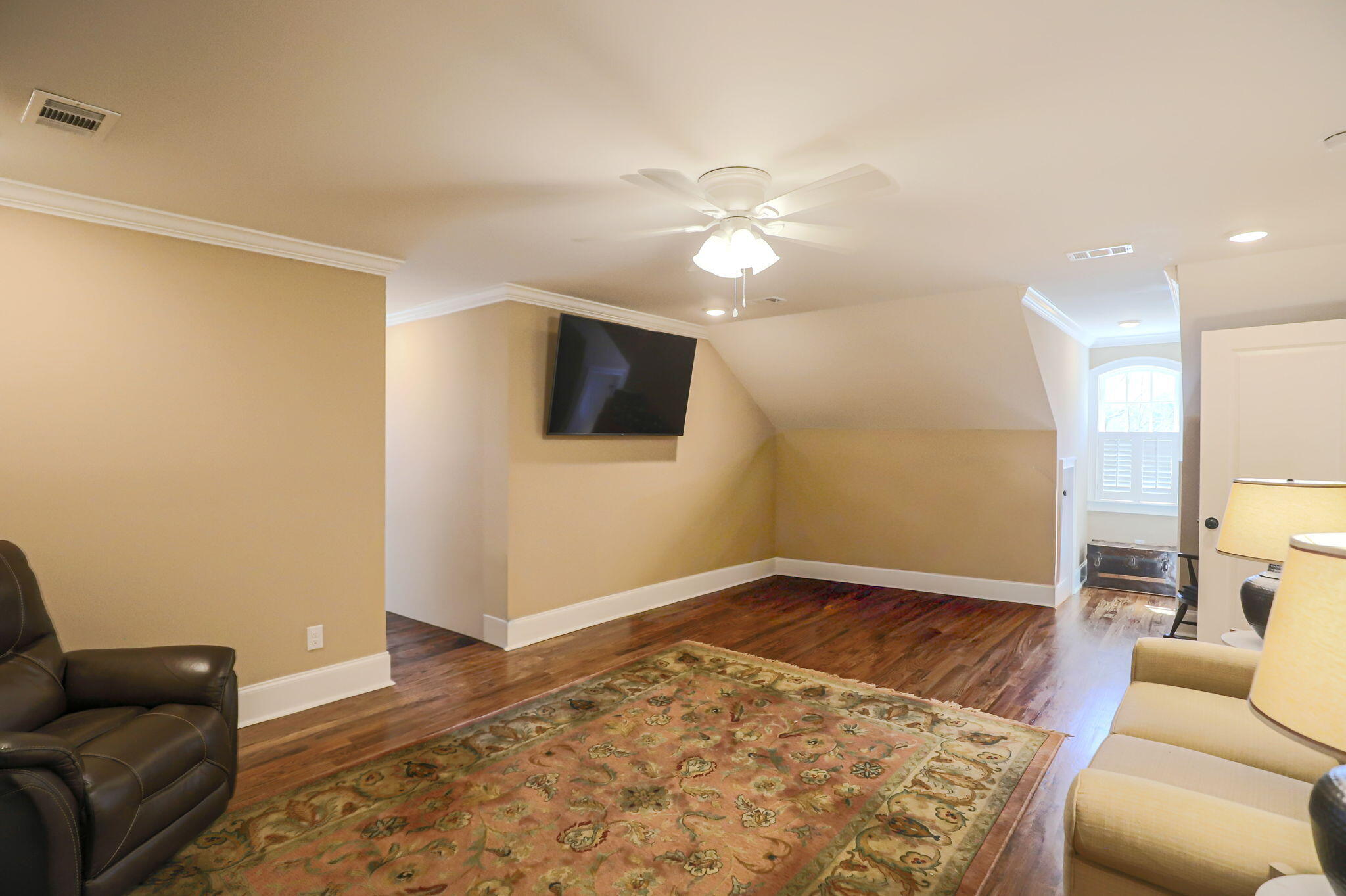 121 Olypmian Heights Property Photo 43