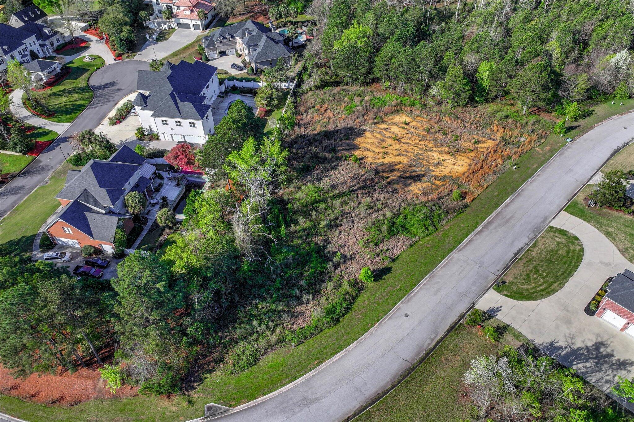511 Seminole Place Property Photo 8