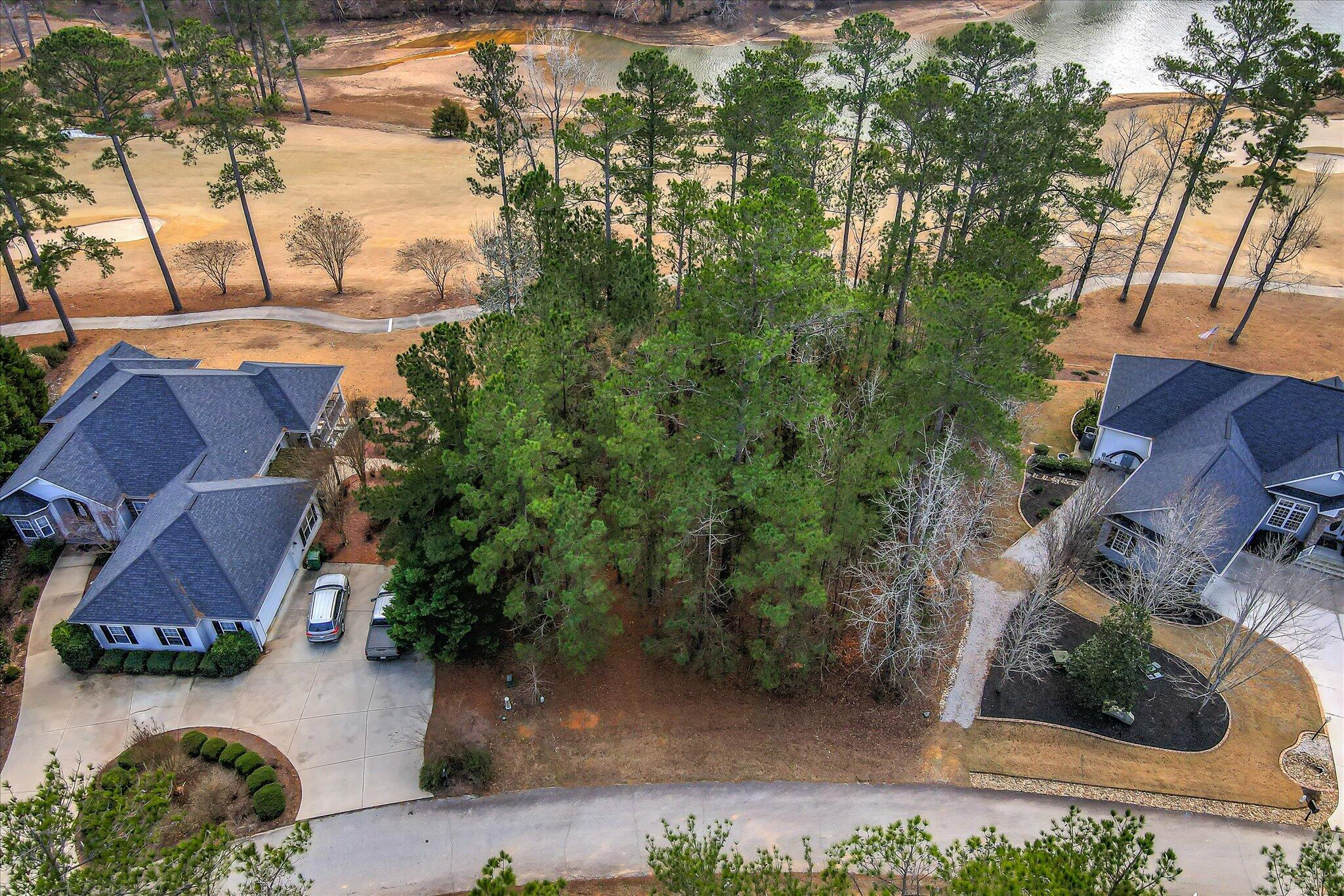 241 13 Amelia Drive Property Photo 3