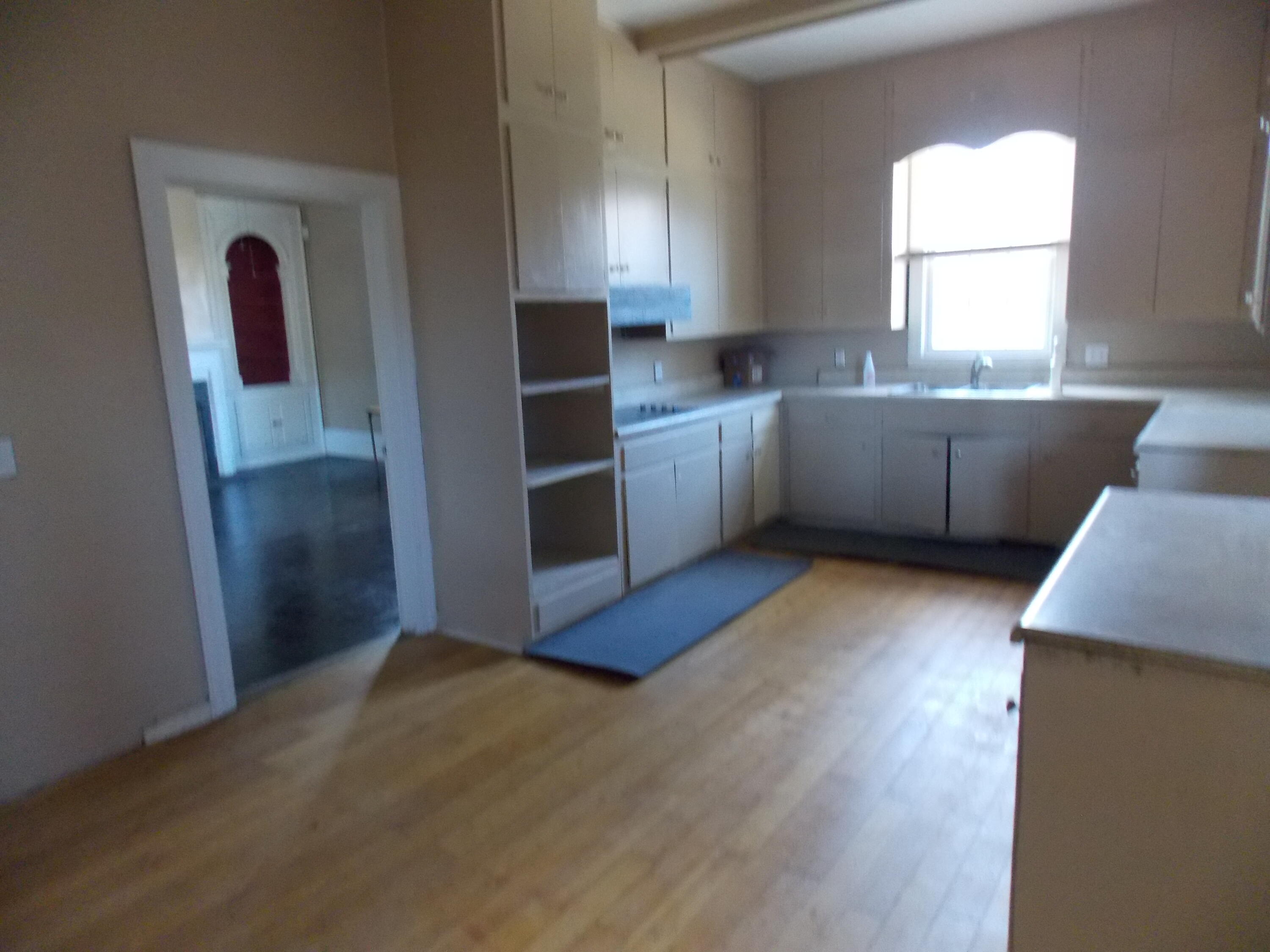 286 South Peachtree St Property Photo 9