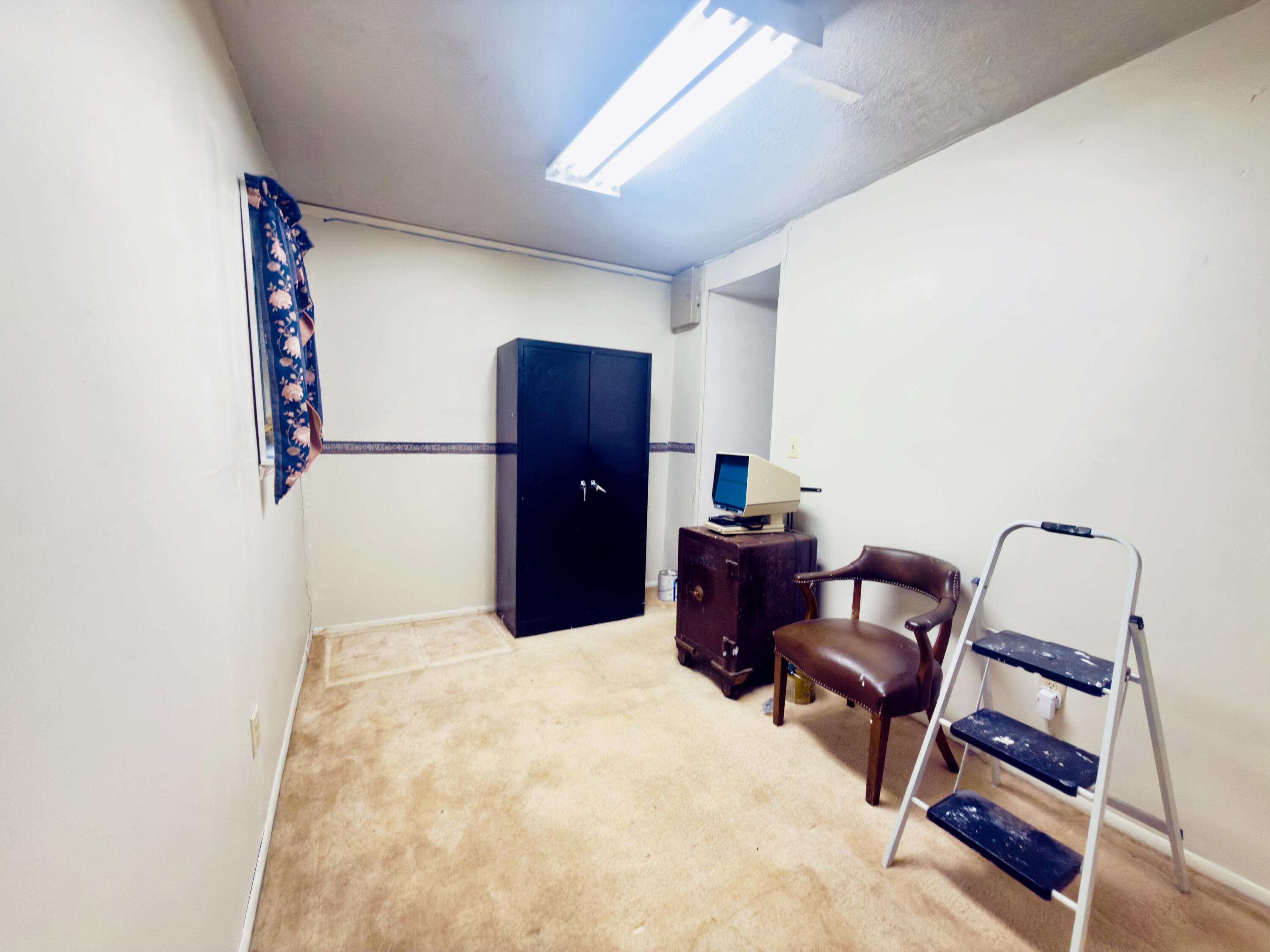 1126 11th Street Property Photo 9