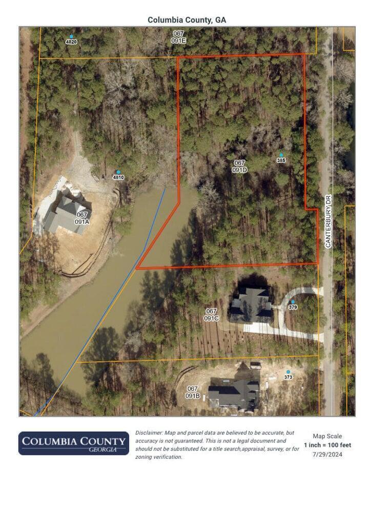385 Canterbury Drive Property Photo 9