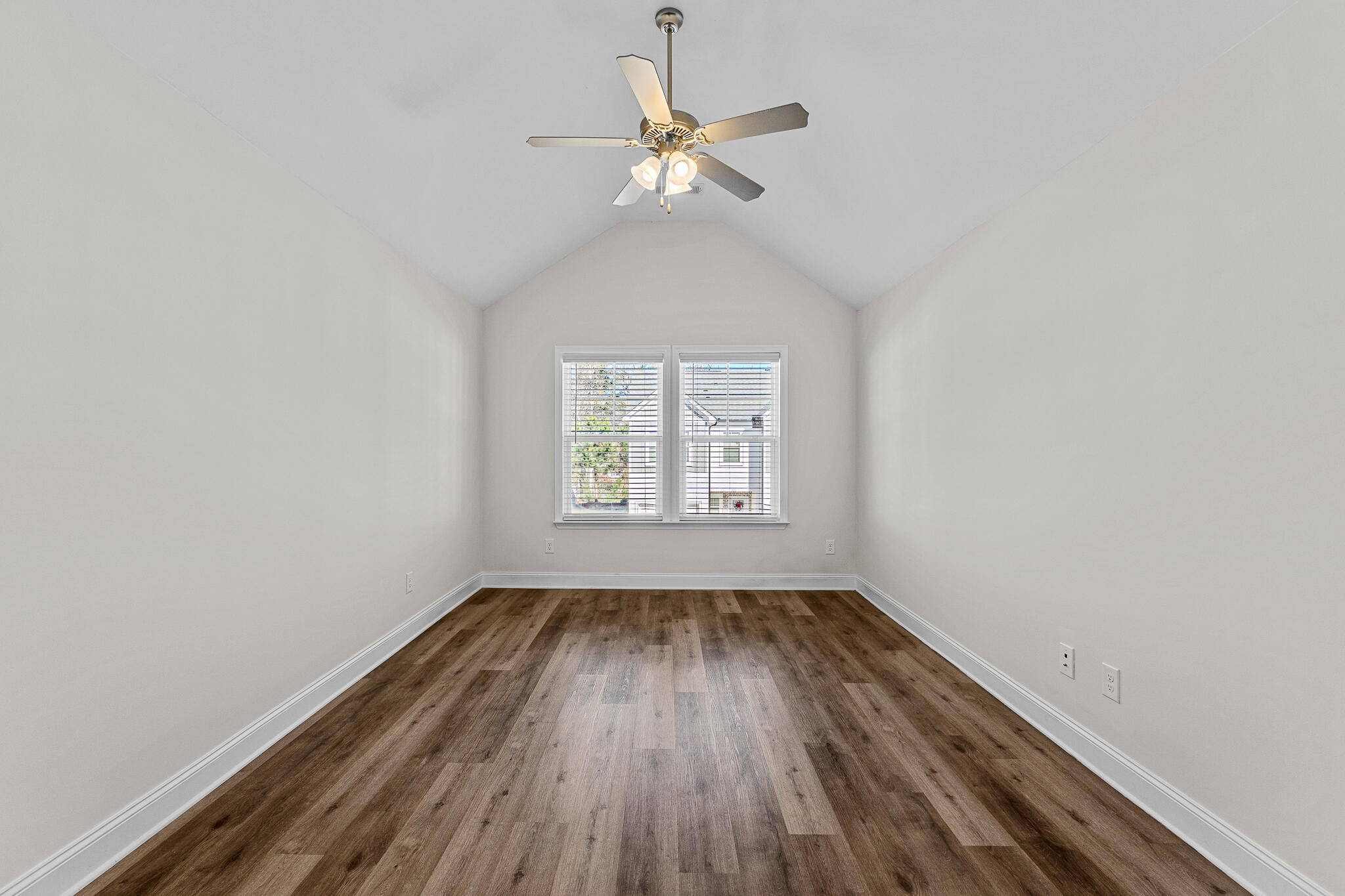 331 Sumac Trail Property Photo 12