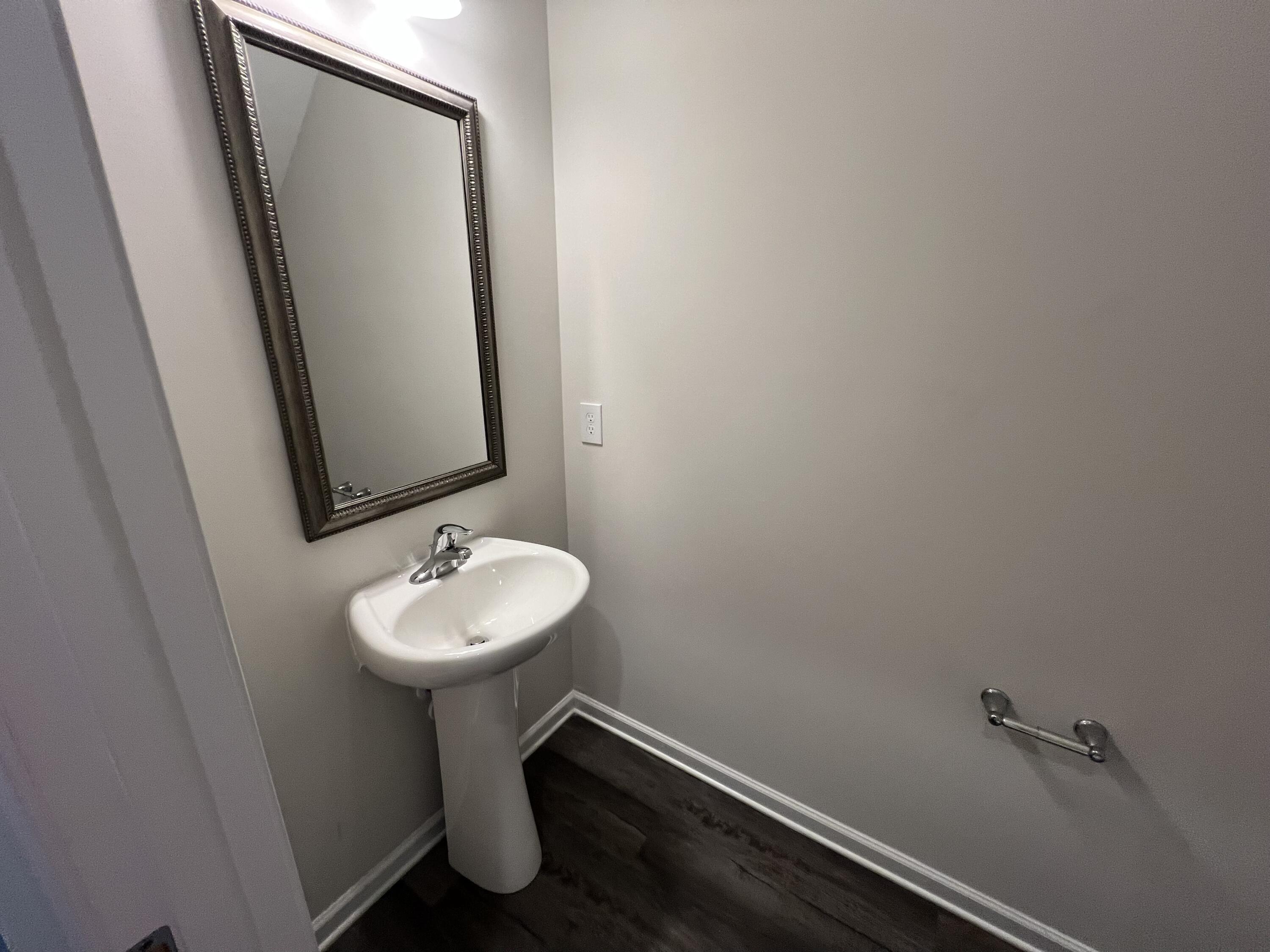 4044 Thimbleberry Drive Property Photo 5