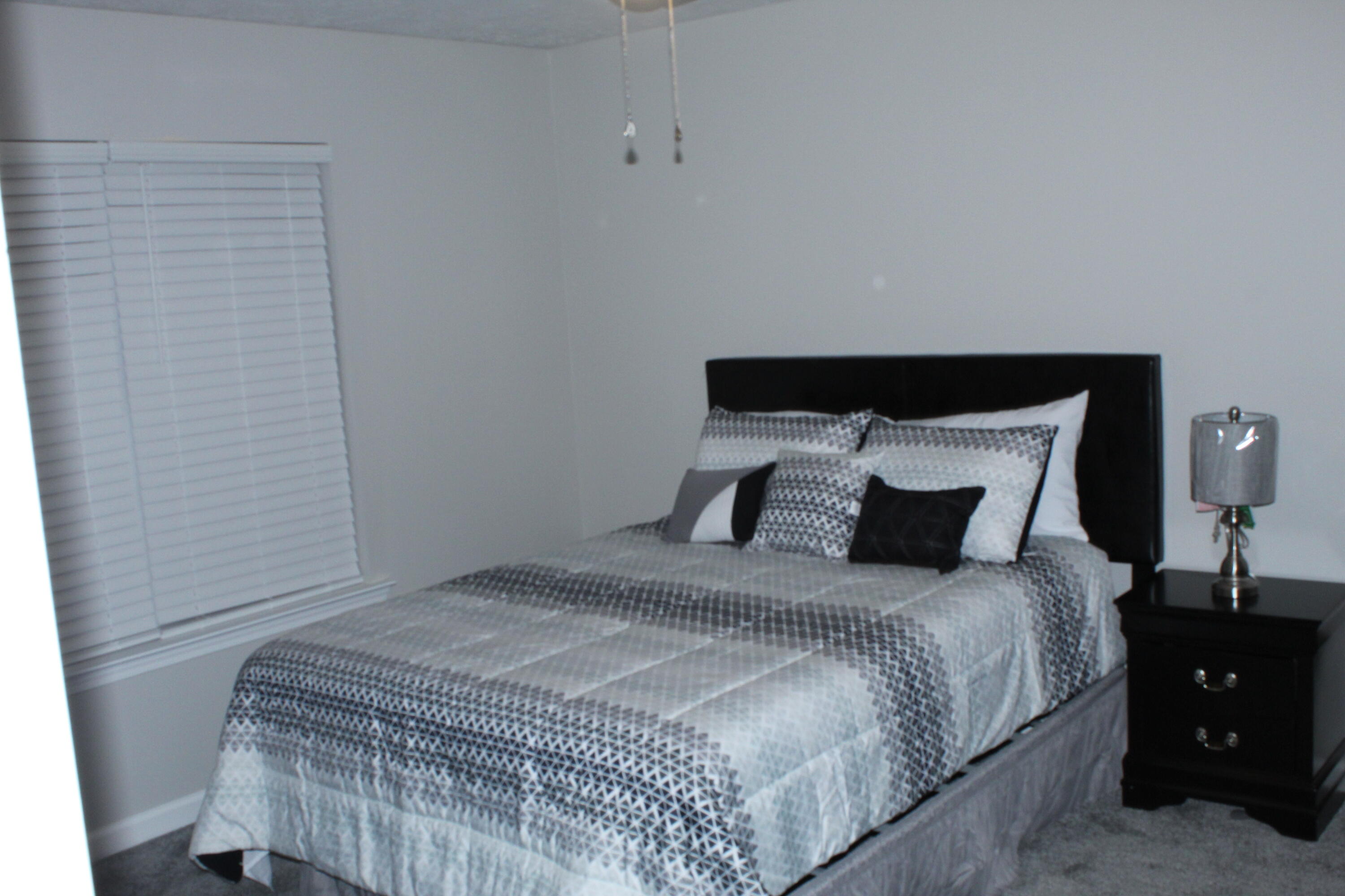 1802 Honeysuckle Way Property Photo 21