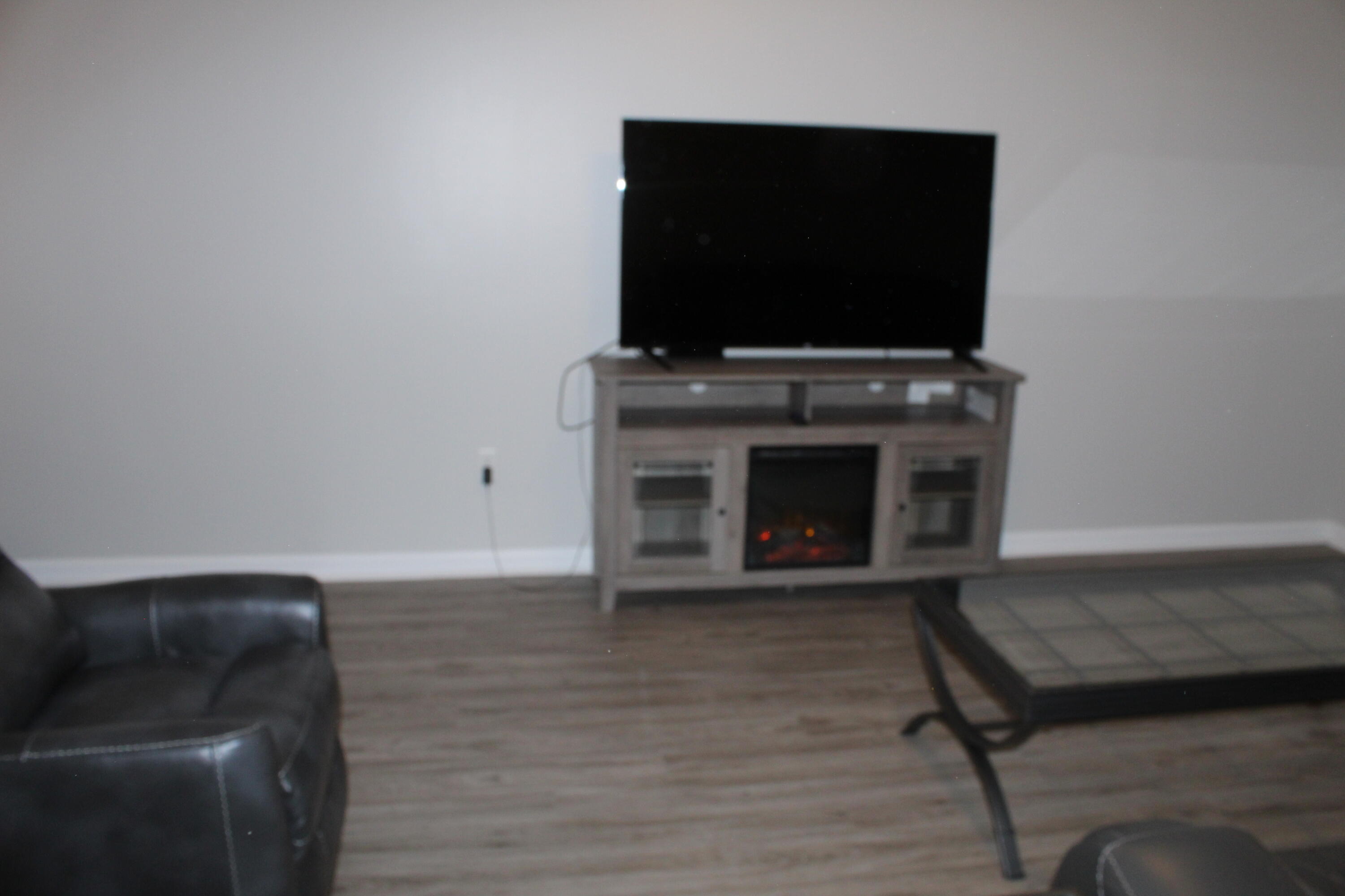 1802 Honeysuckle Way Property Photo 63