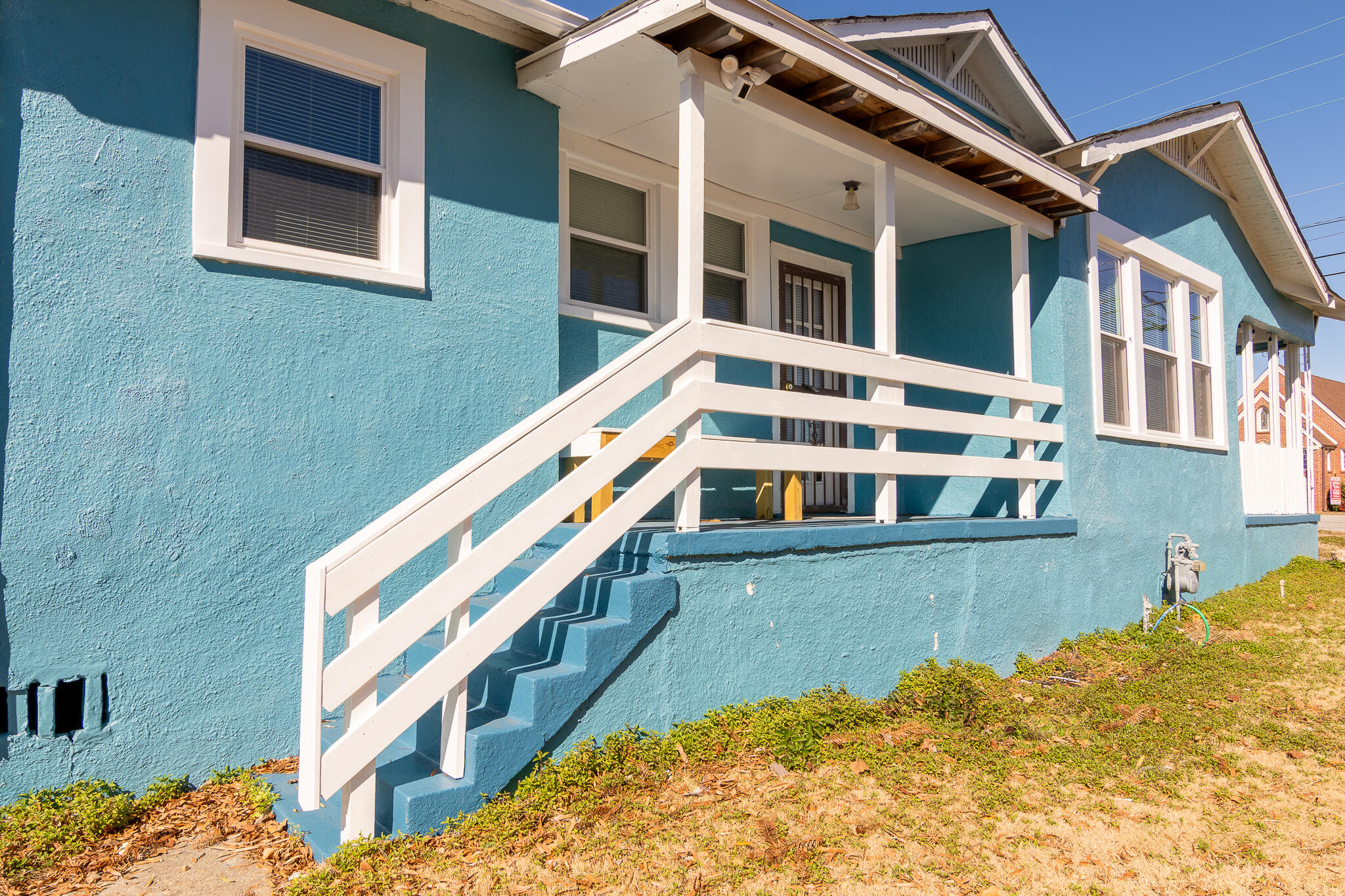 1812 Central Avenue Property Photo 3