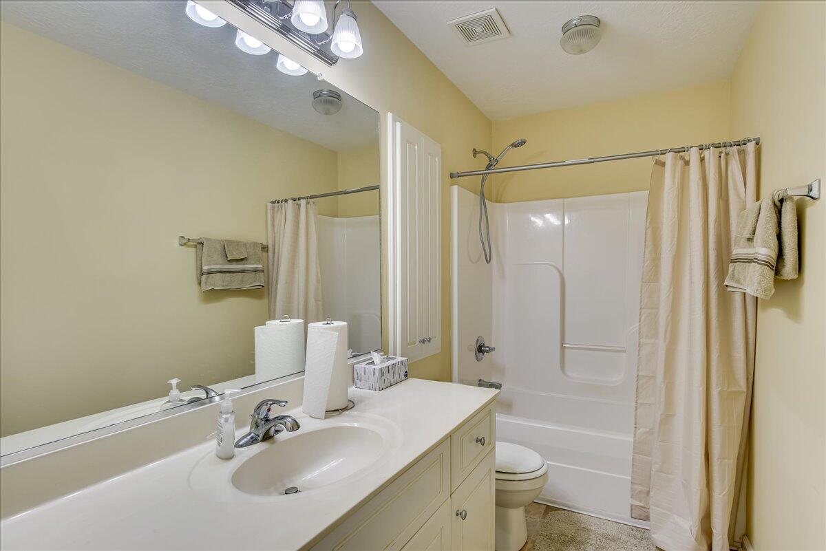 540 Edgecliff Lane Property Photo 15