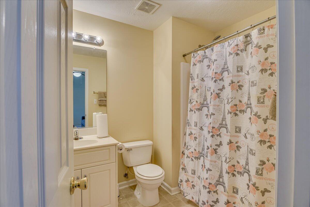 540 Edgecliff Lane Property Photo 20