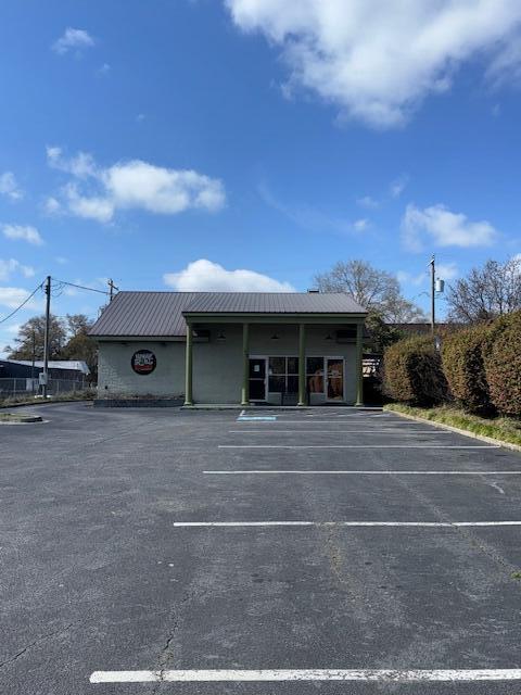 220 Georgia Avenue Property Photo 2