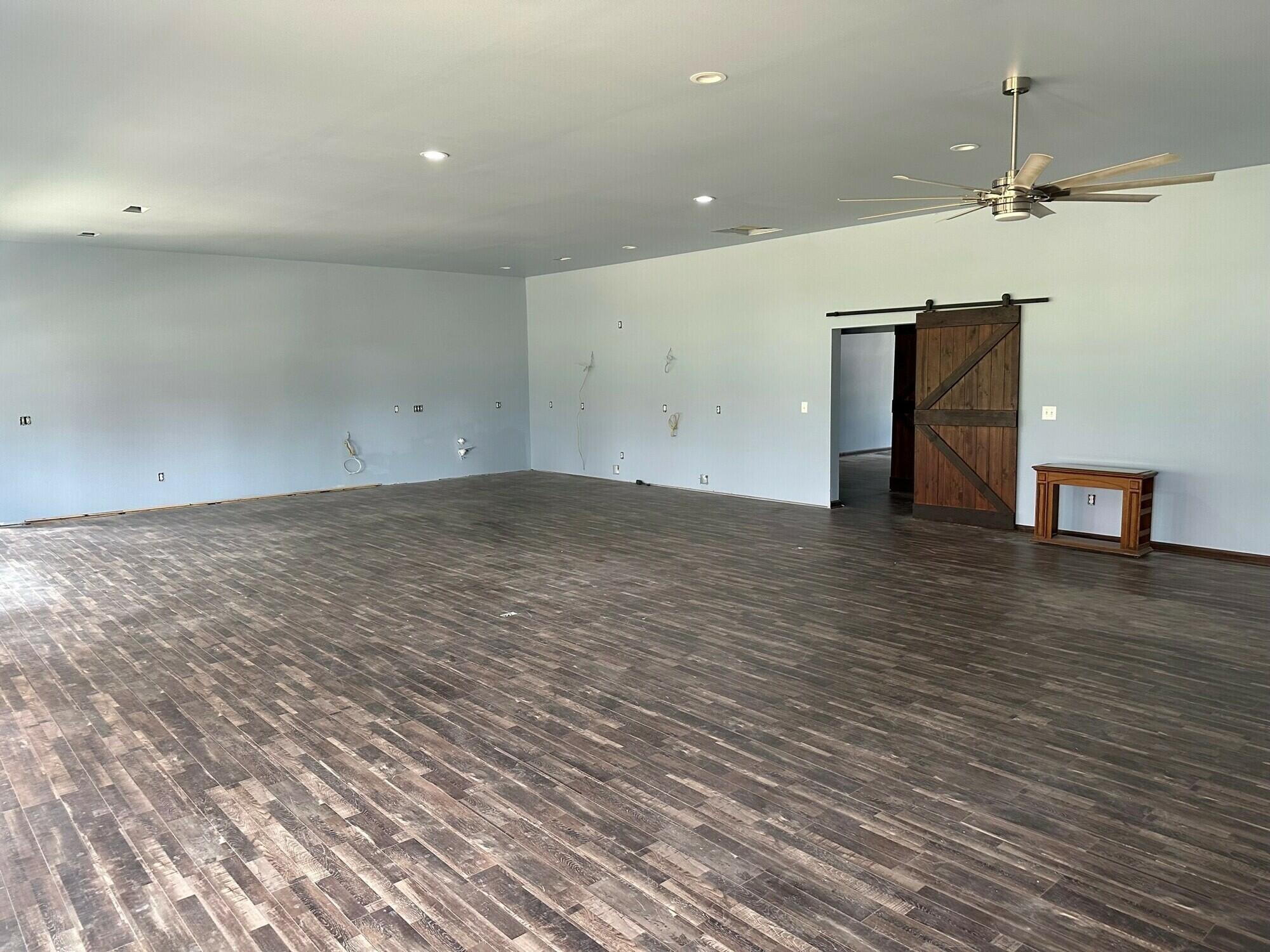 2884 Pine Log Road Property Photo 7