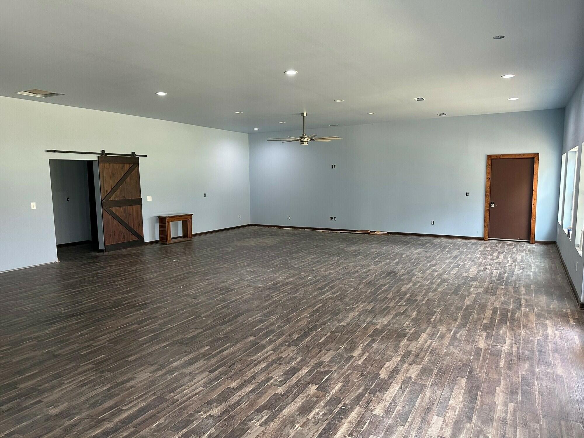 2884 Pine Log Road Property Photo 9