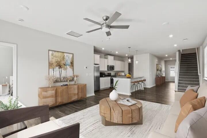 508 Alex Court Property Photo 4