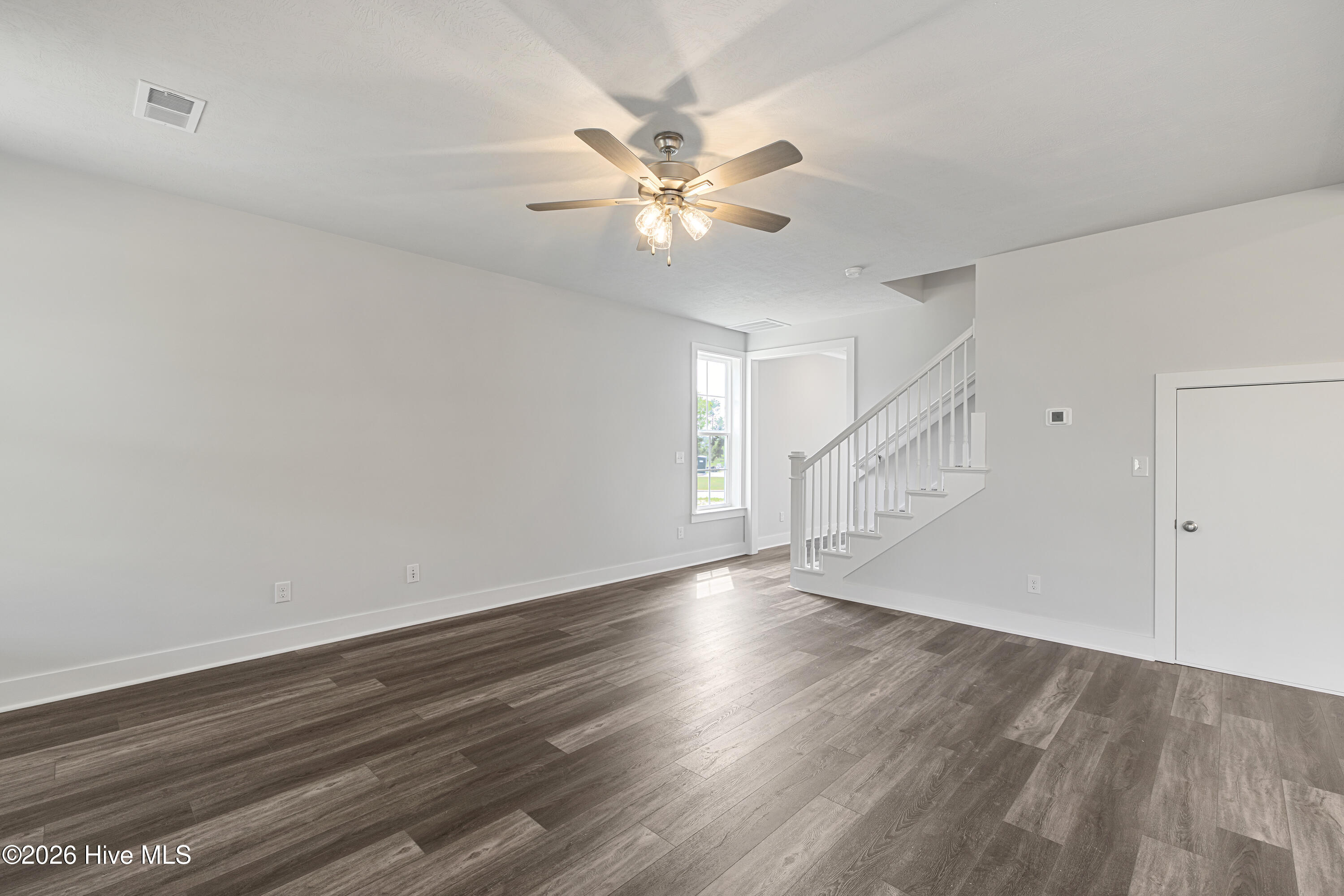 705 Ronaldsay Road Property Photo 9