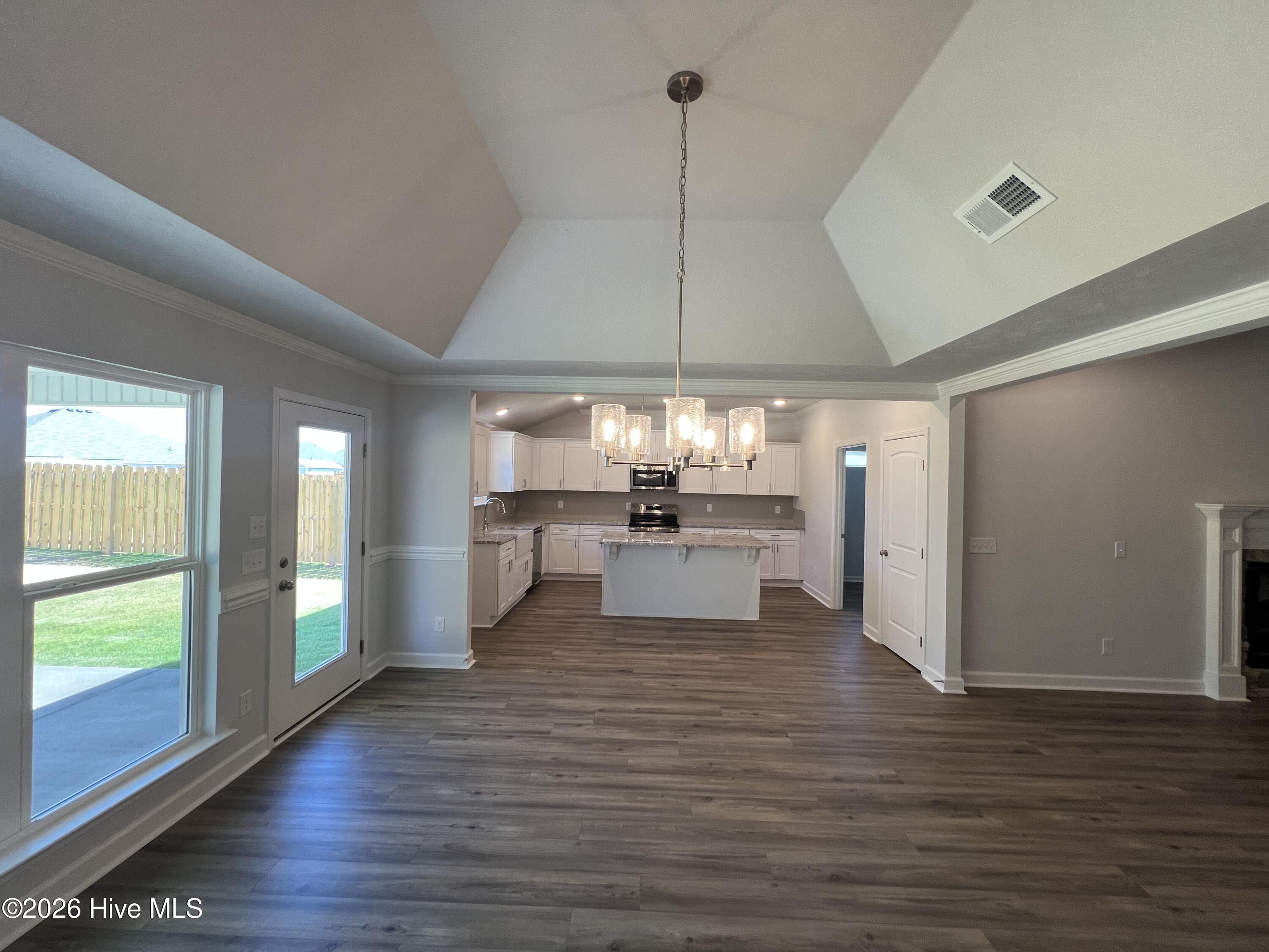 8894 Snelling Drive Property Photo 14