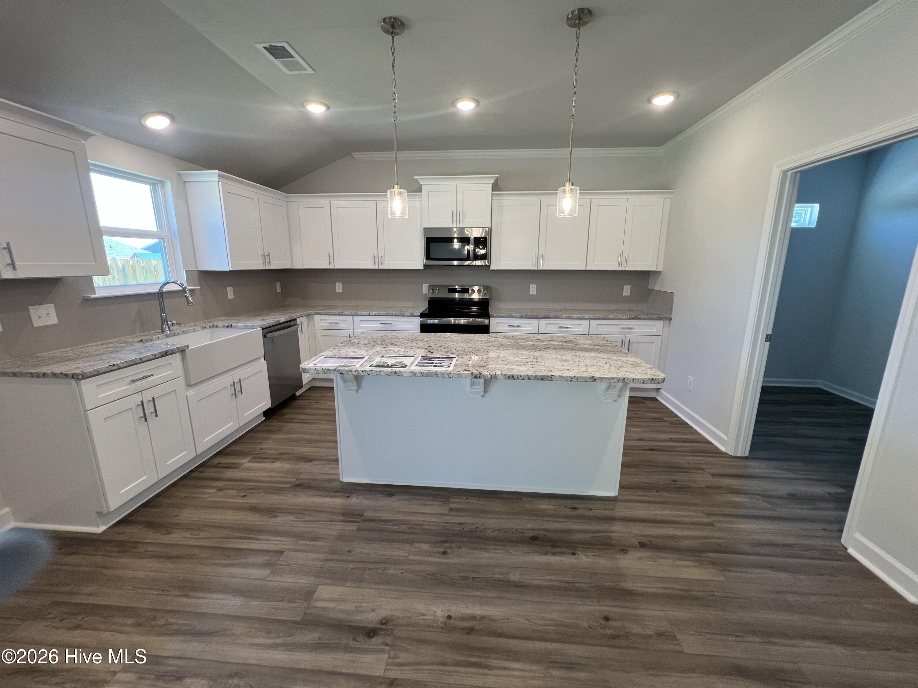 8894 Snelling Drive Property Photo 16