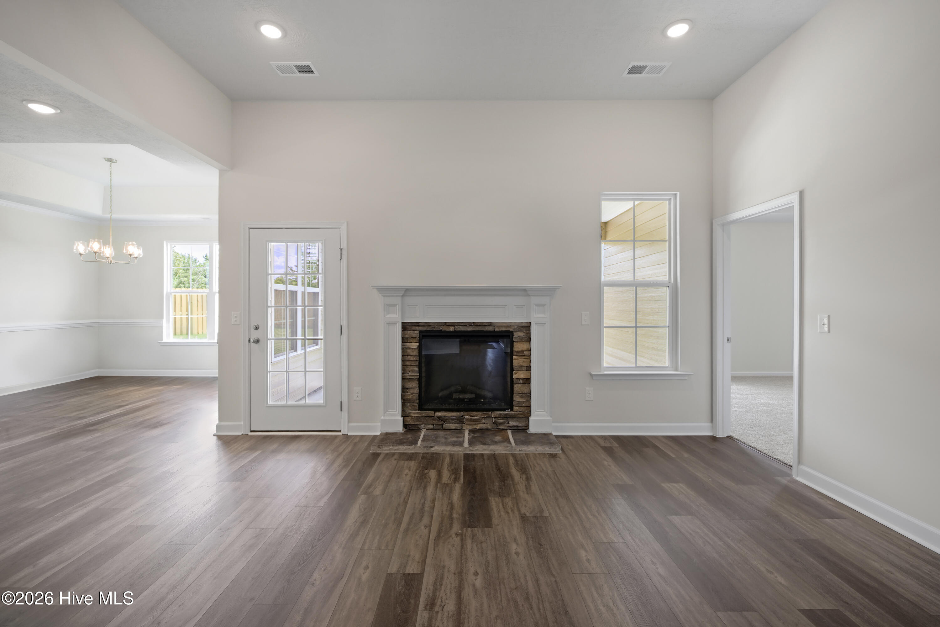 1273 Elbron Drive Property Photo 10