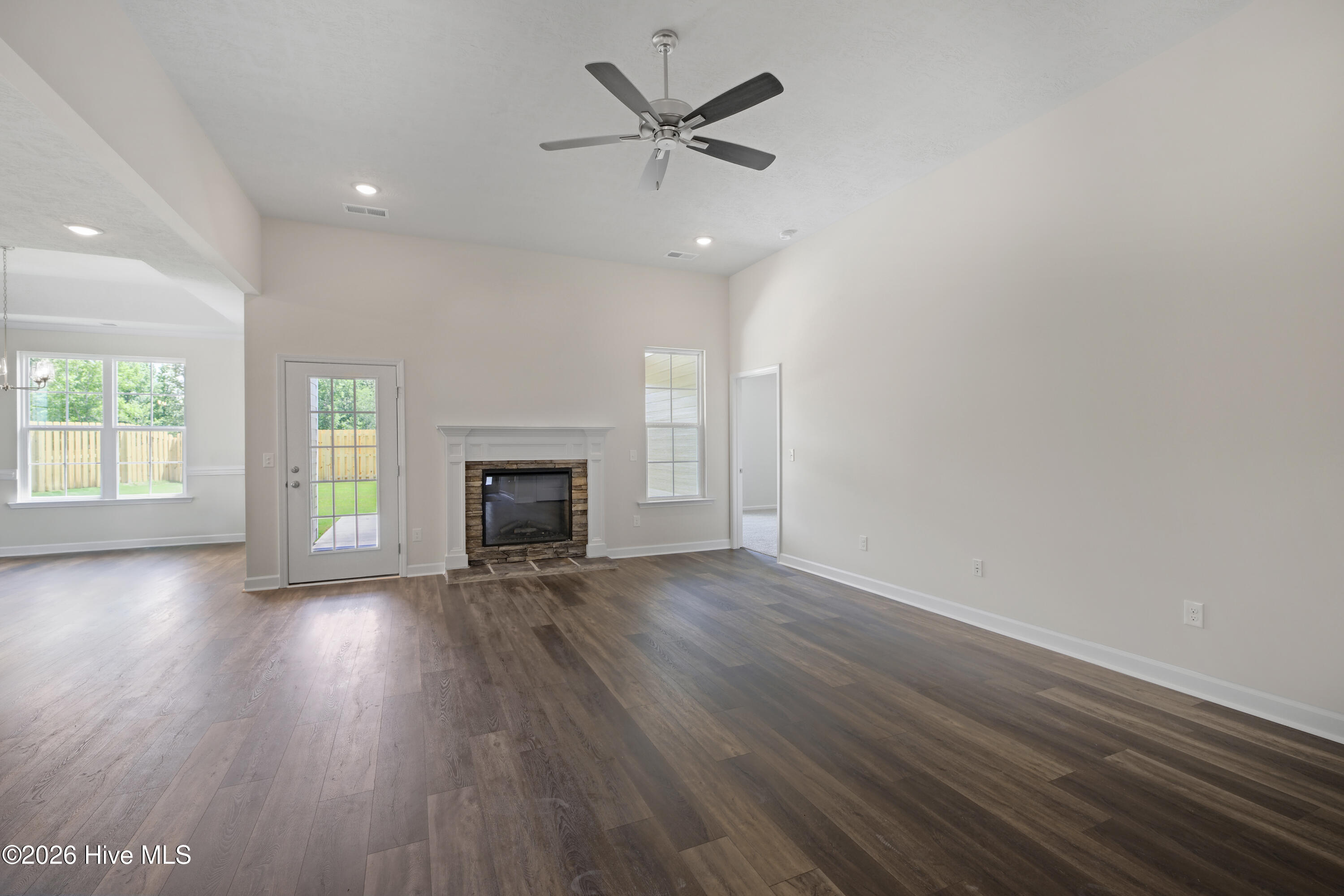 1273 Elbron Drive Property Photo 11