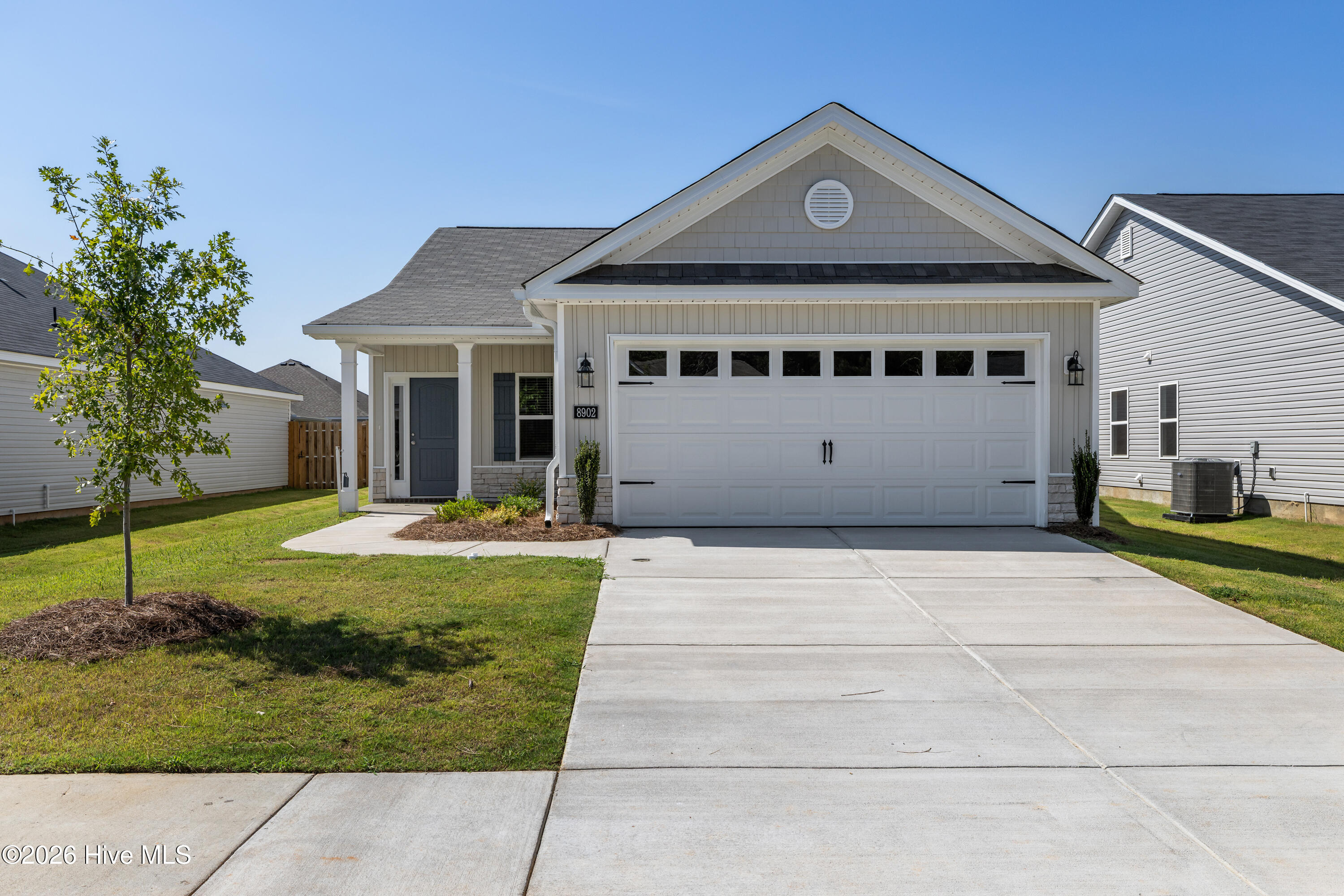 8902 Snelling Drive Property Photo 1