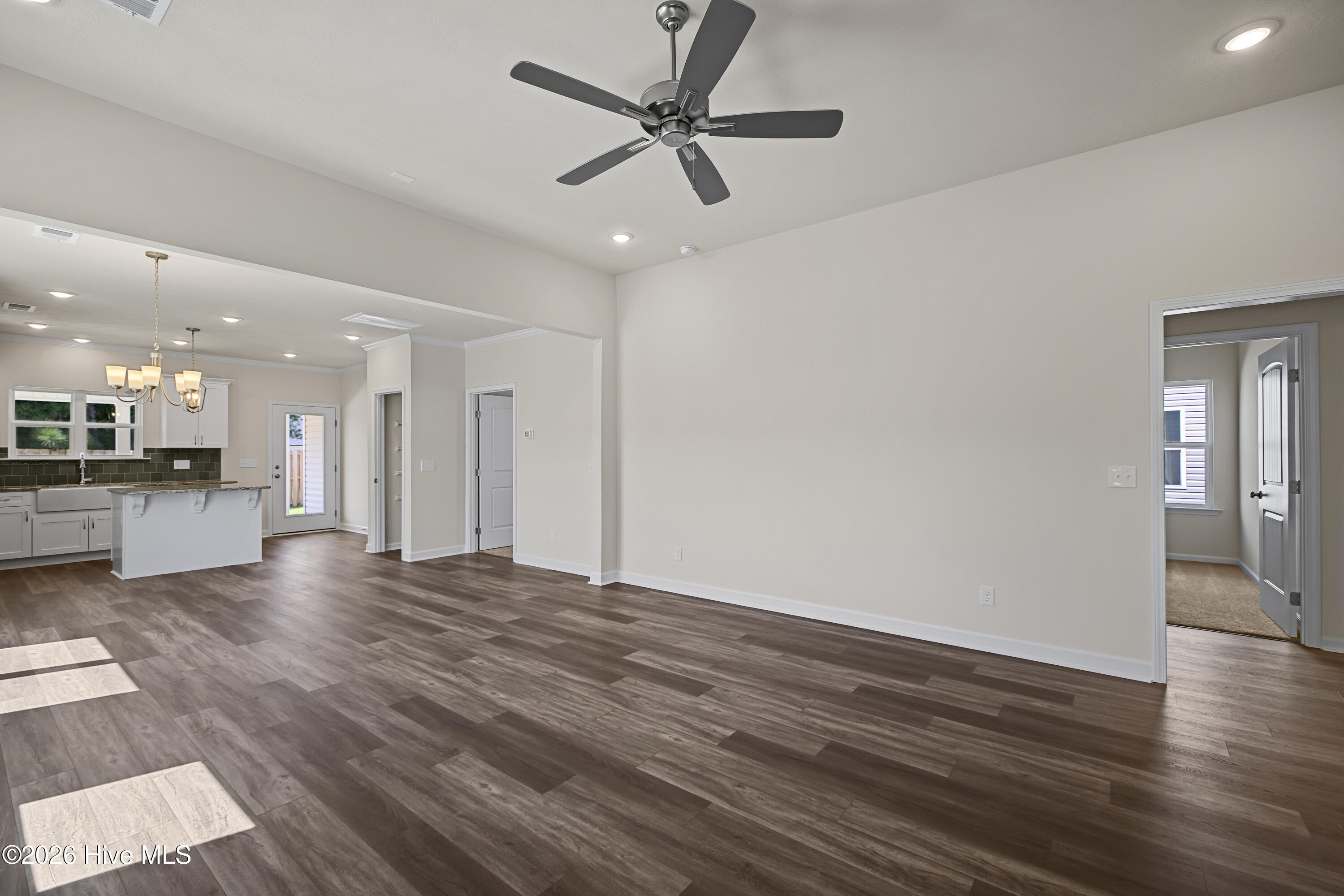 8902 Snelling Drive Property Photo 13
