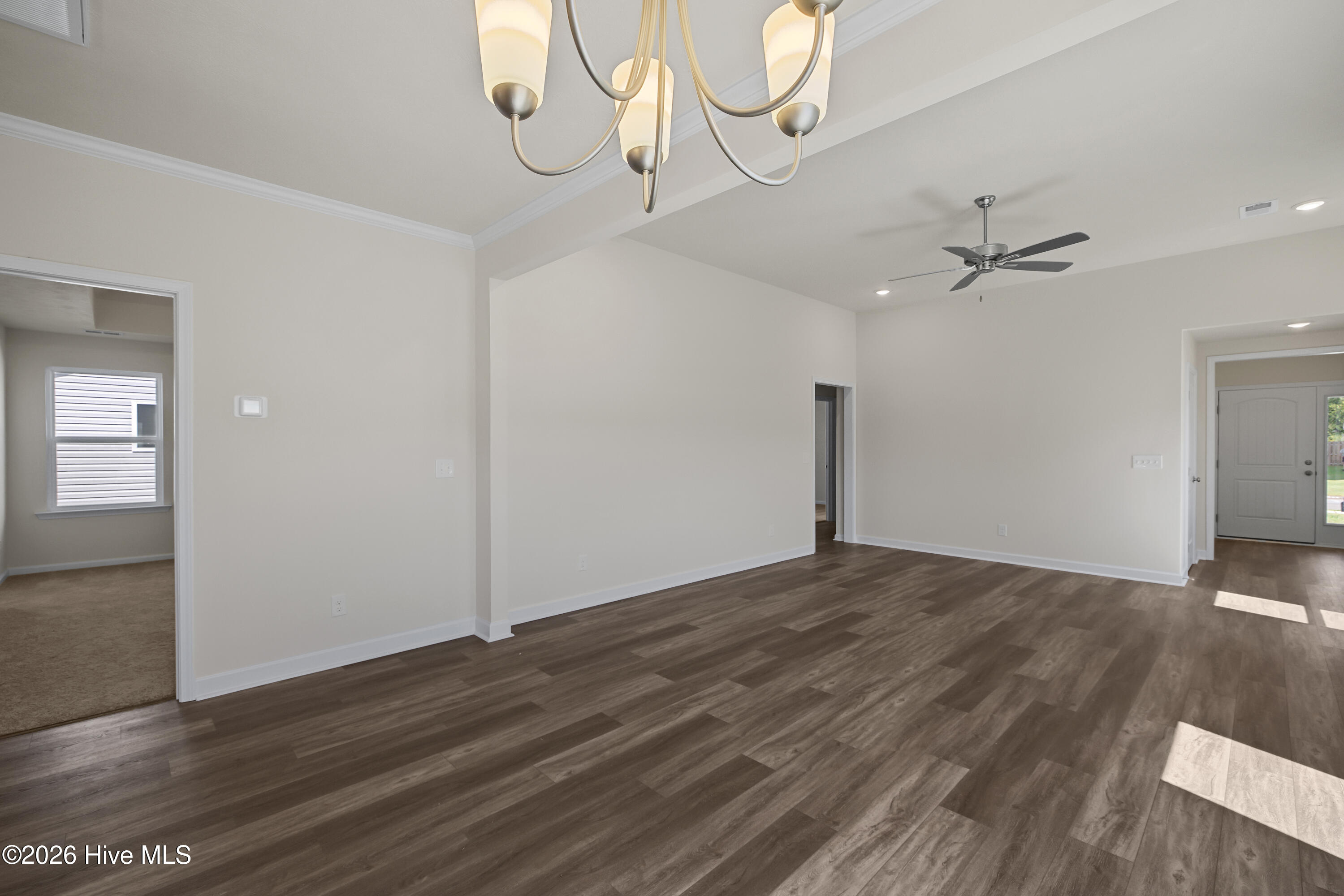8902 Snelling Drive Property Photo 18