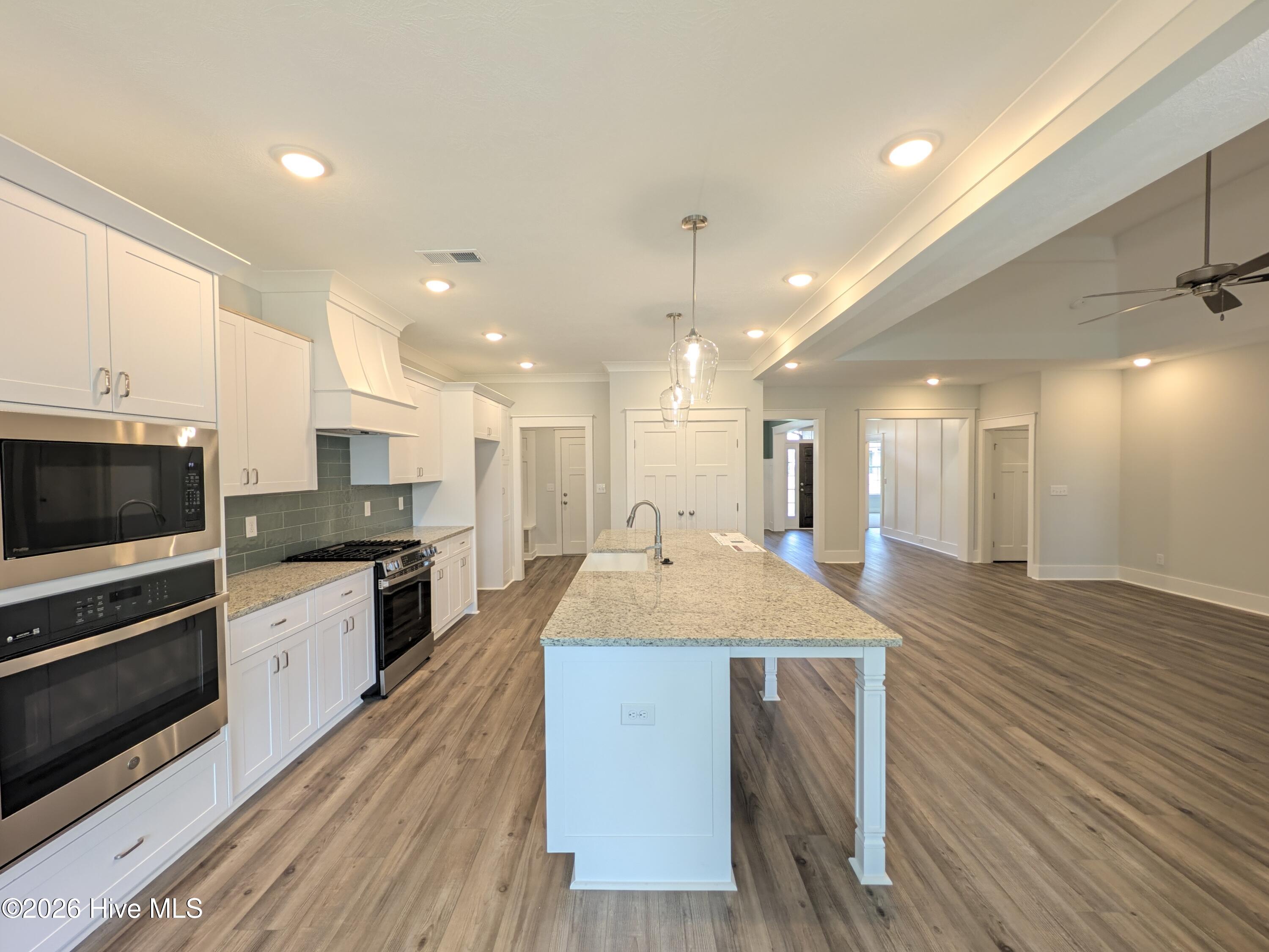 467 Longshadow Drive Property Photo 20