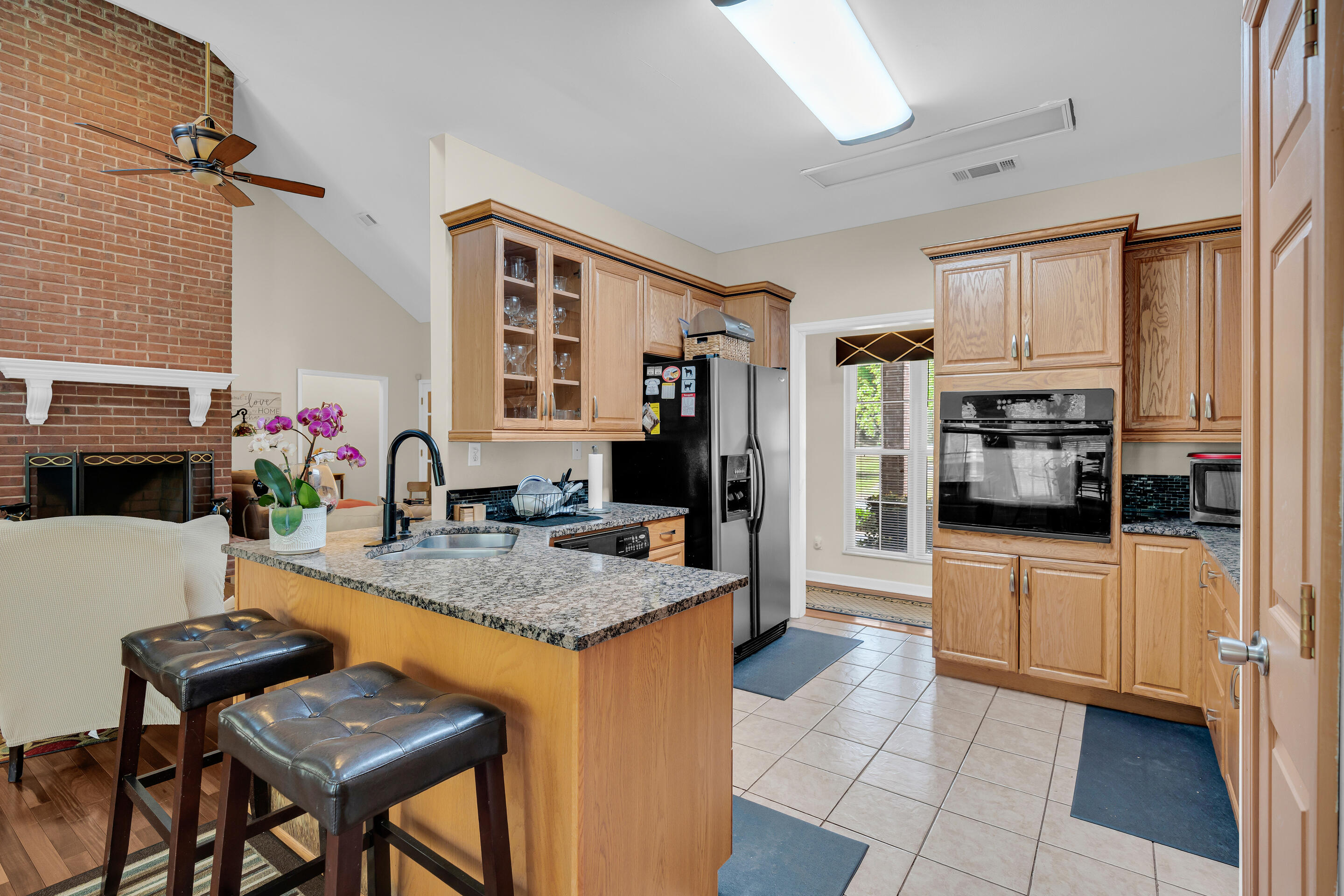 1197 Jefferson Boulevard Property Photo 14