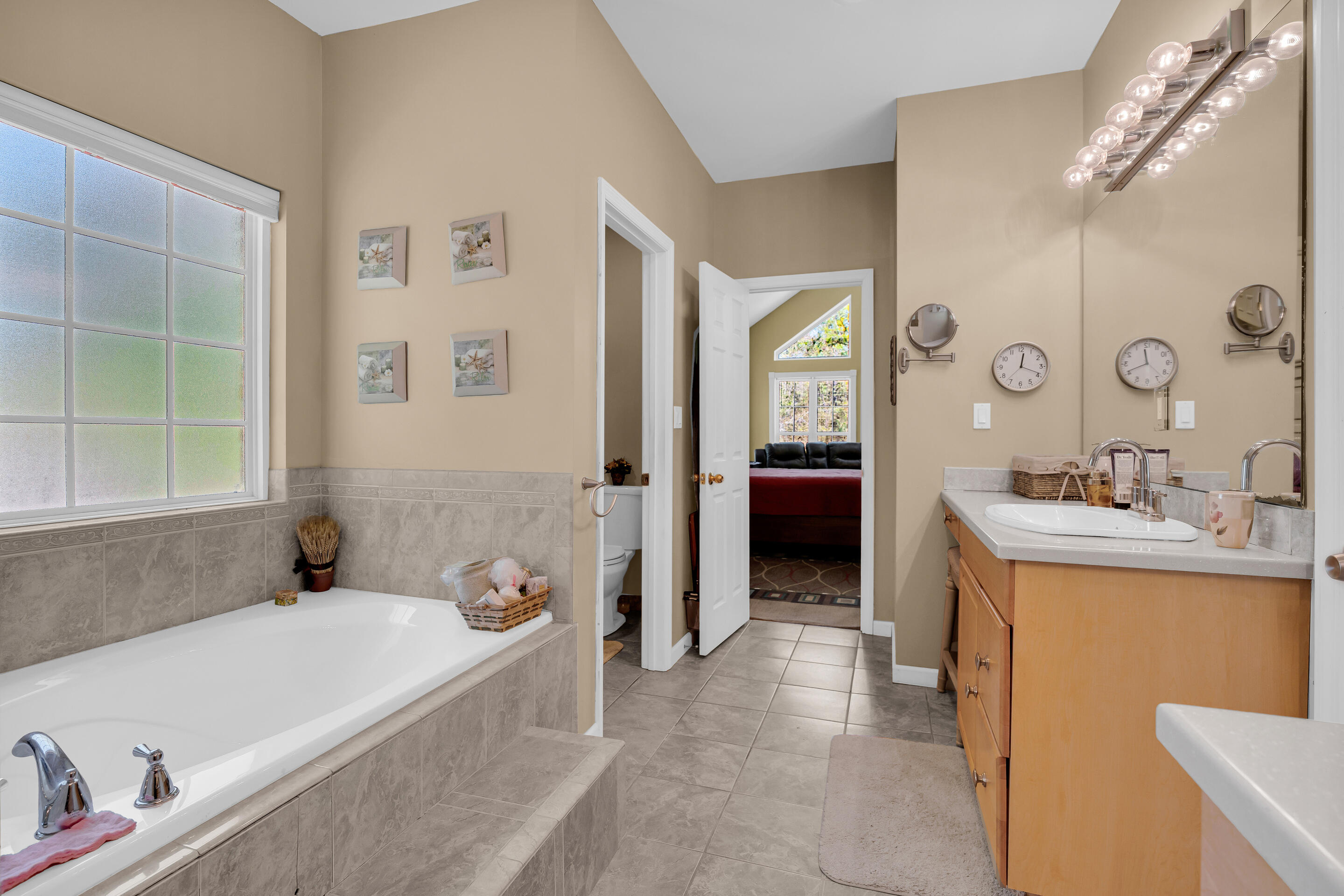 1197 Jefferson Boulevard Property Photo 30