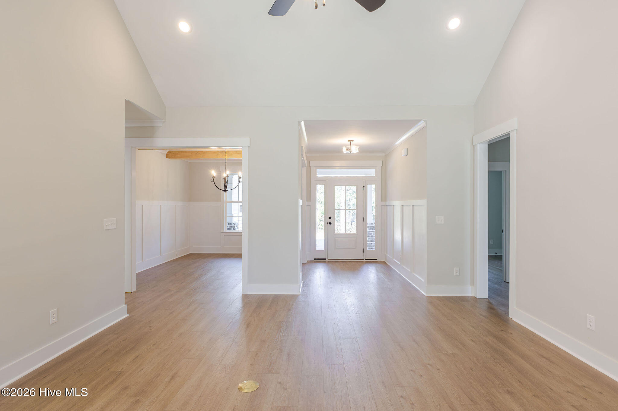 2103 Waterbridge Lane Property Photo 7
