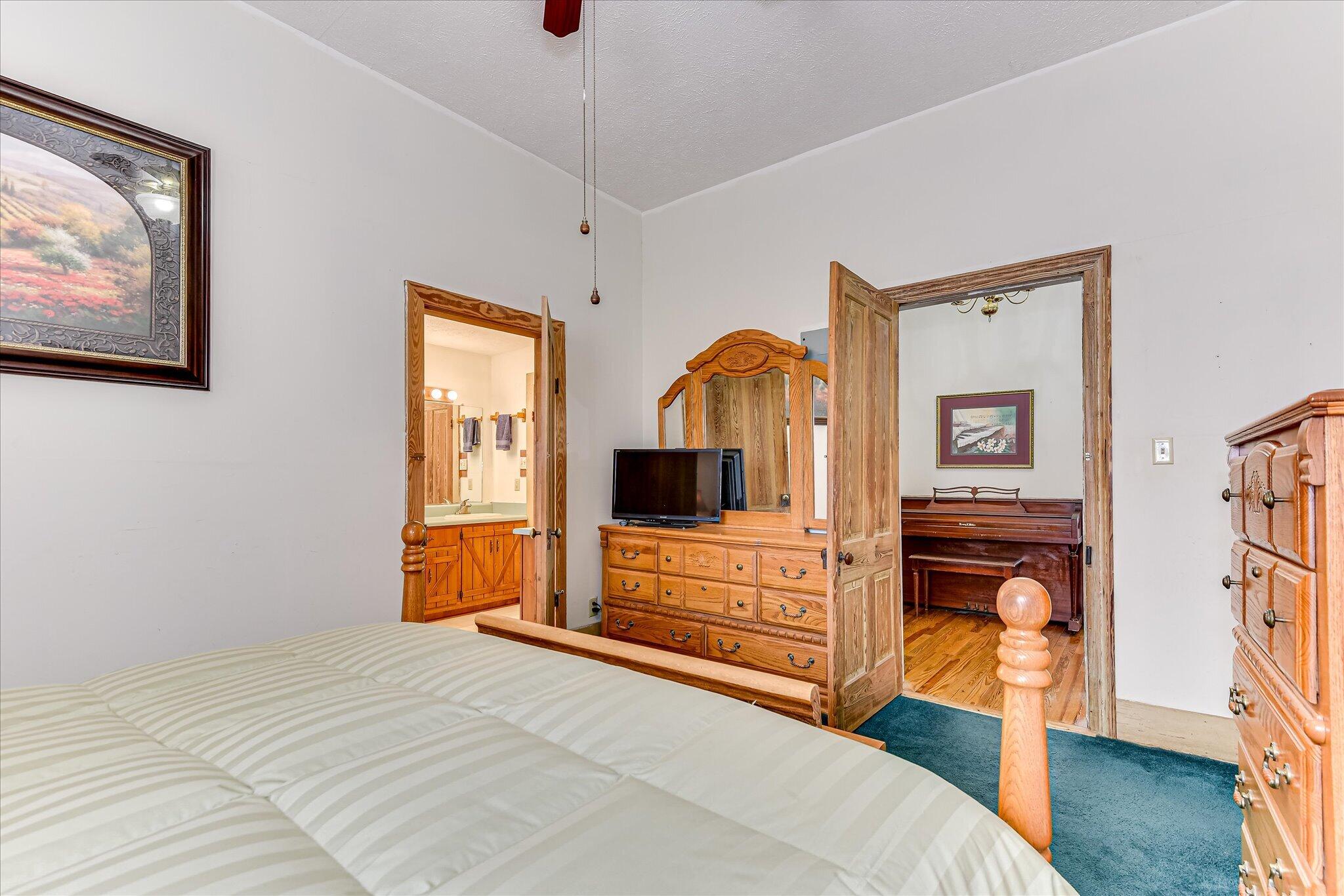 158 Murrow Street Property Photo 34