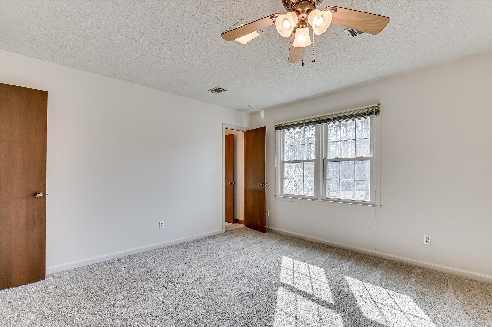 2918 Foxhall Circle Property Photo 33