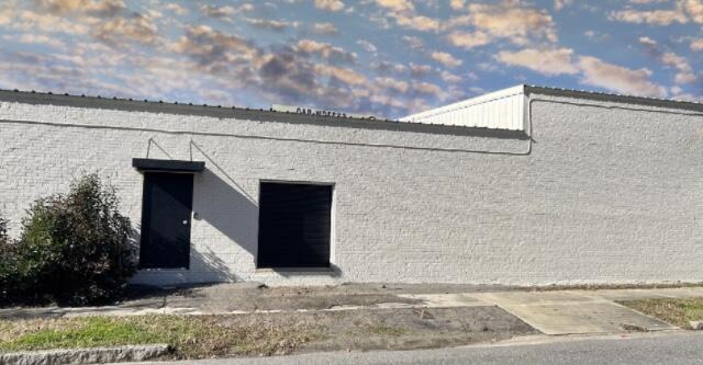 1002 Walton Way Property Photo 7