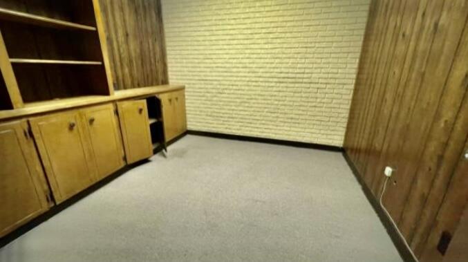 1002 Walton Way Property Photo 21