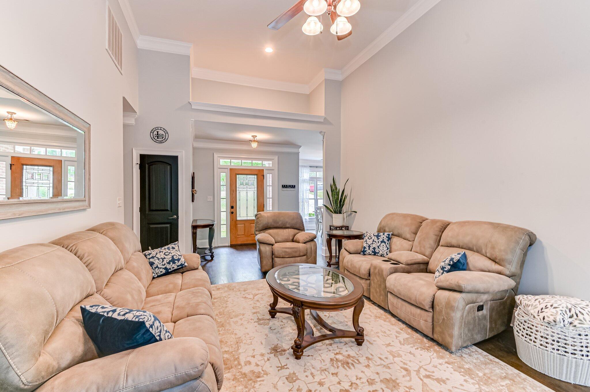 1067 Maiden Cane Way Property Photo 10