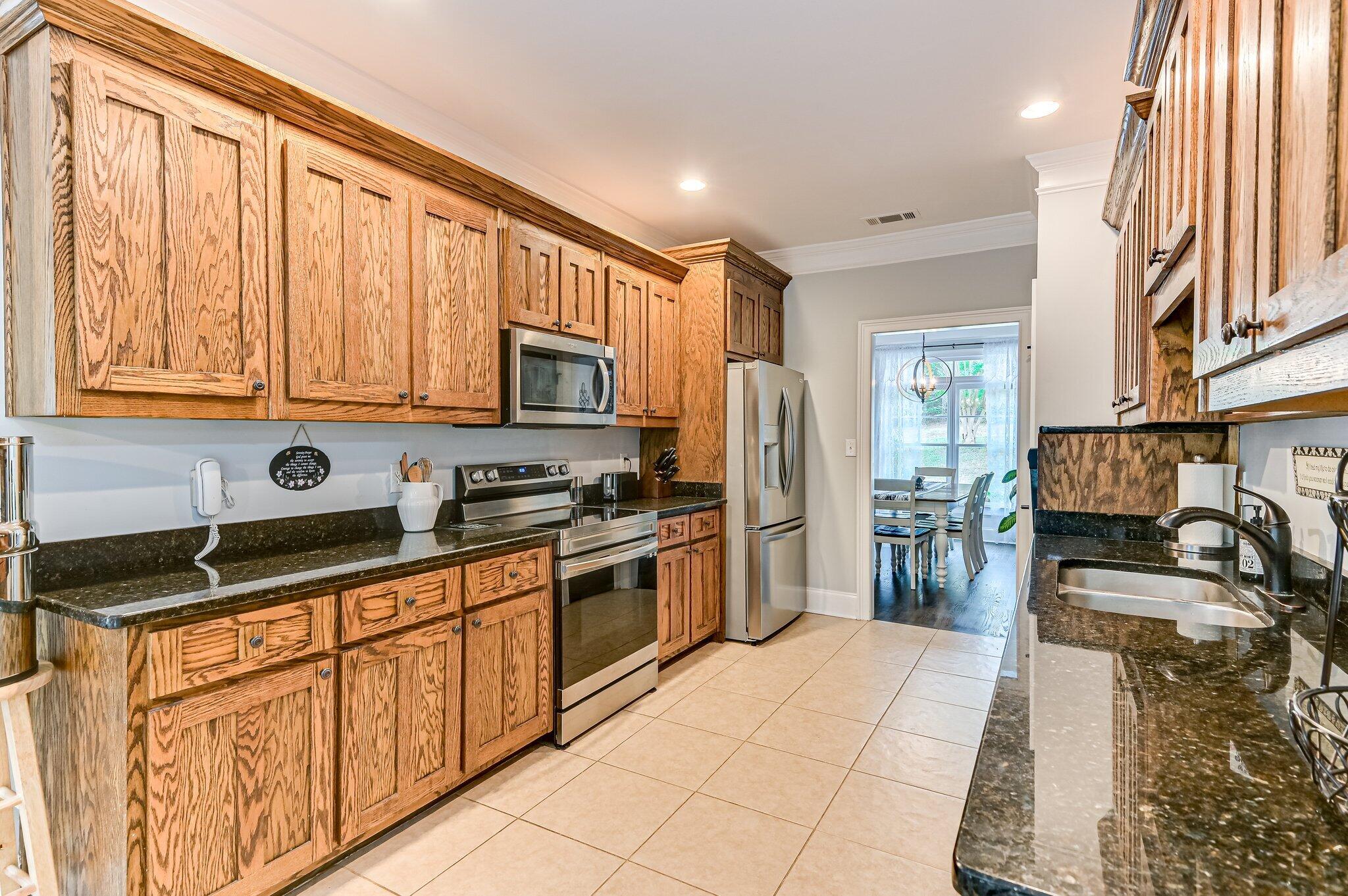 1067 Maiden Cane Way Property Photo 15