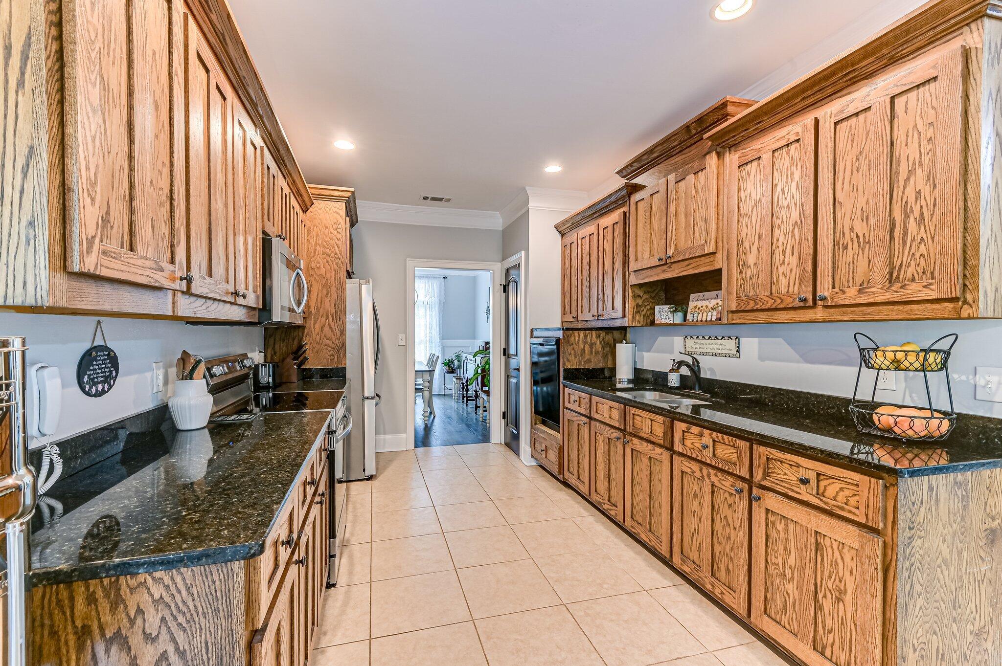 1067 Maiden Cane Way Property Photo 16