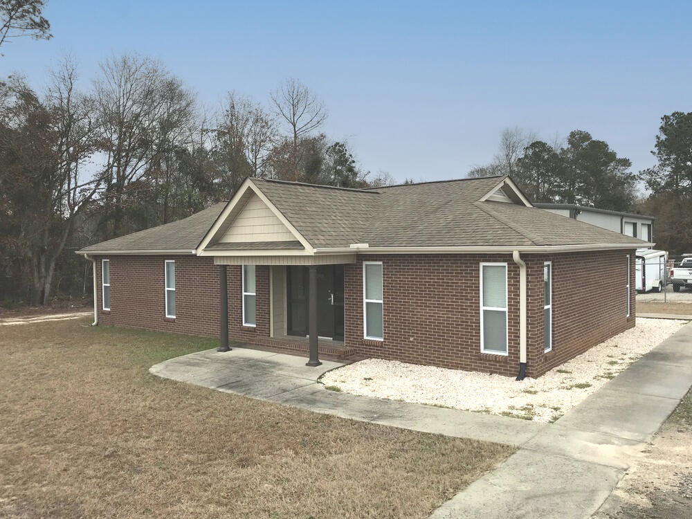 1598 Columbia Highway Property Photo 1