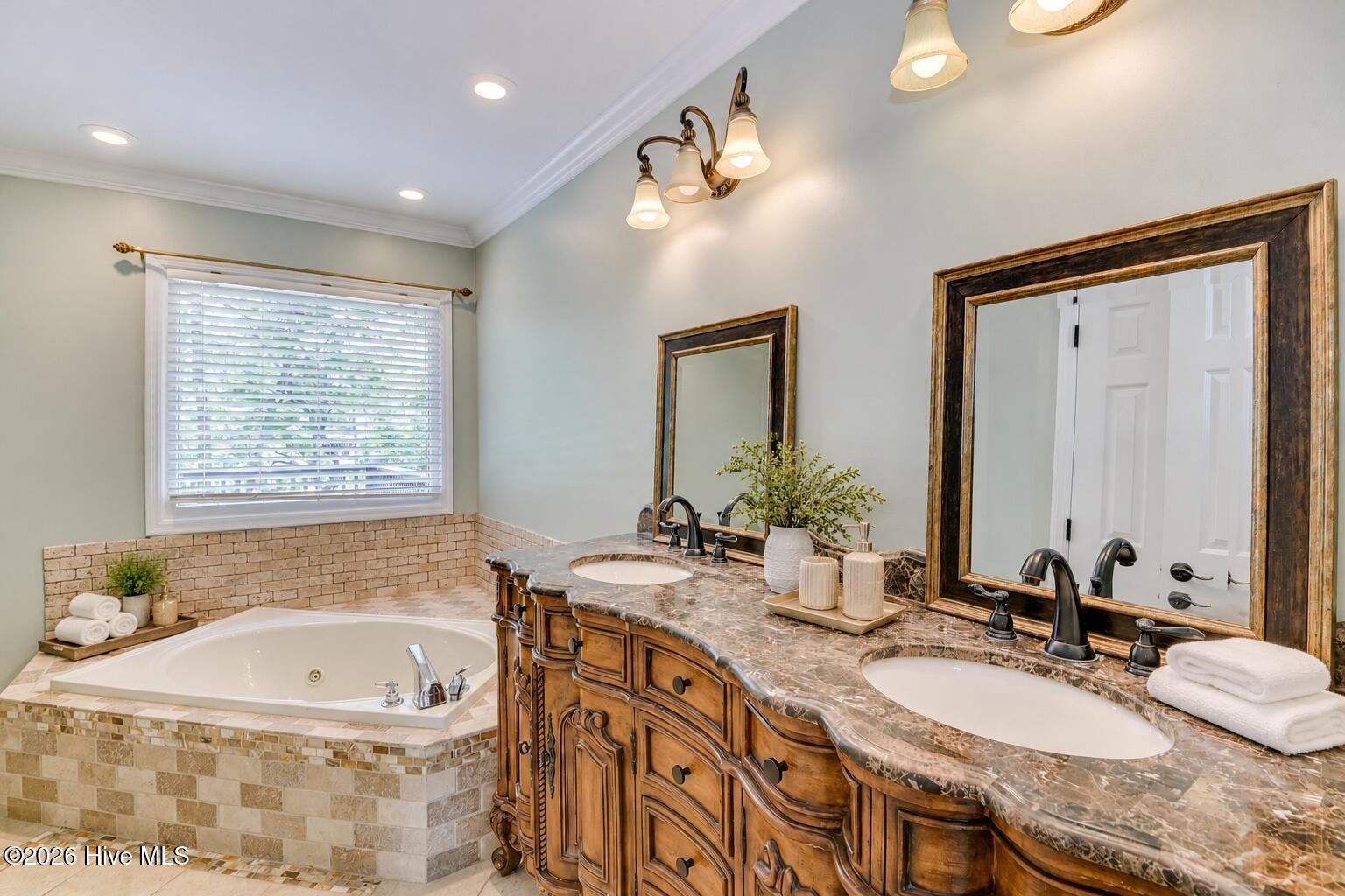 16 Rapids Court Property Photo 6