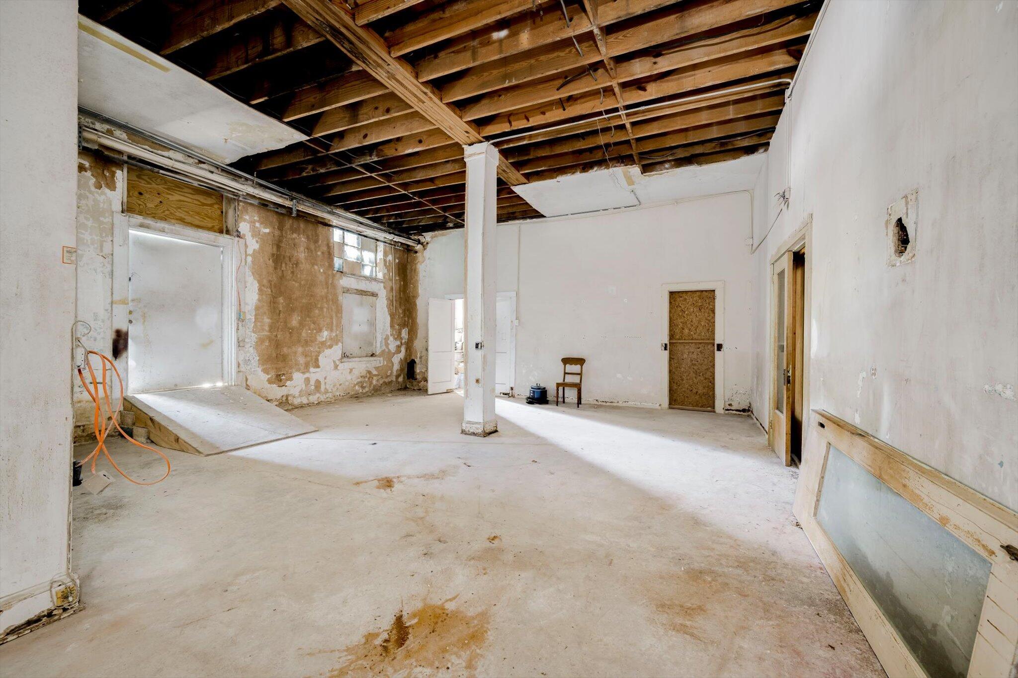 111 Main Street Property Photo 15