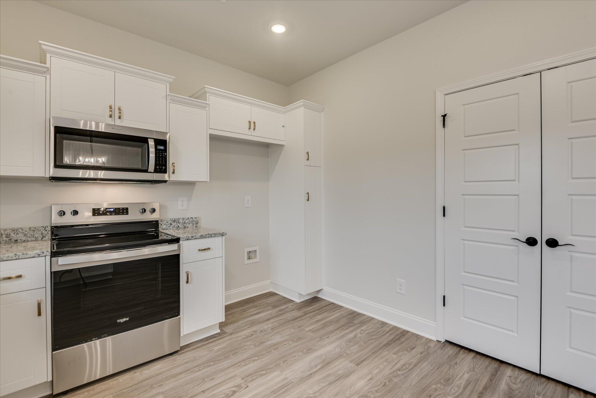 337 Bay Meadows Drive Property Photo 18