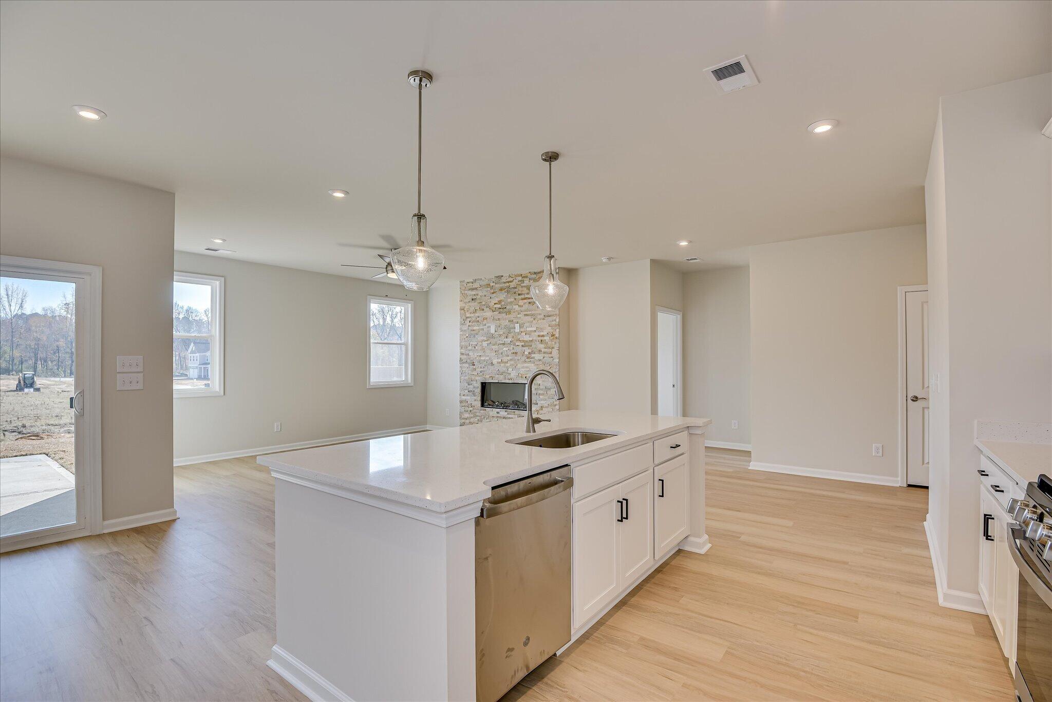 4757 Hartshorn Circle Property Photo 14
